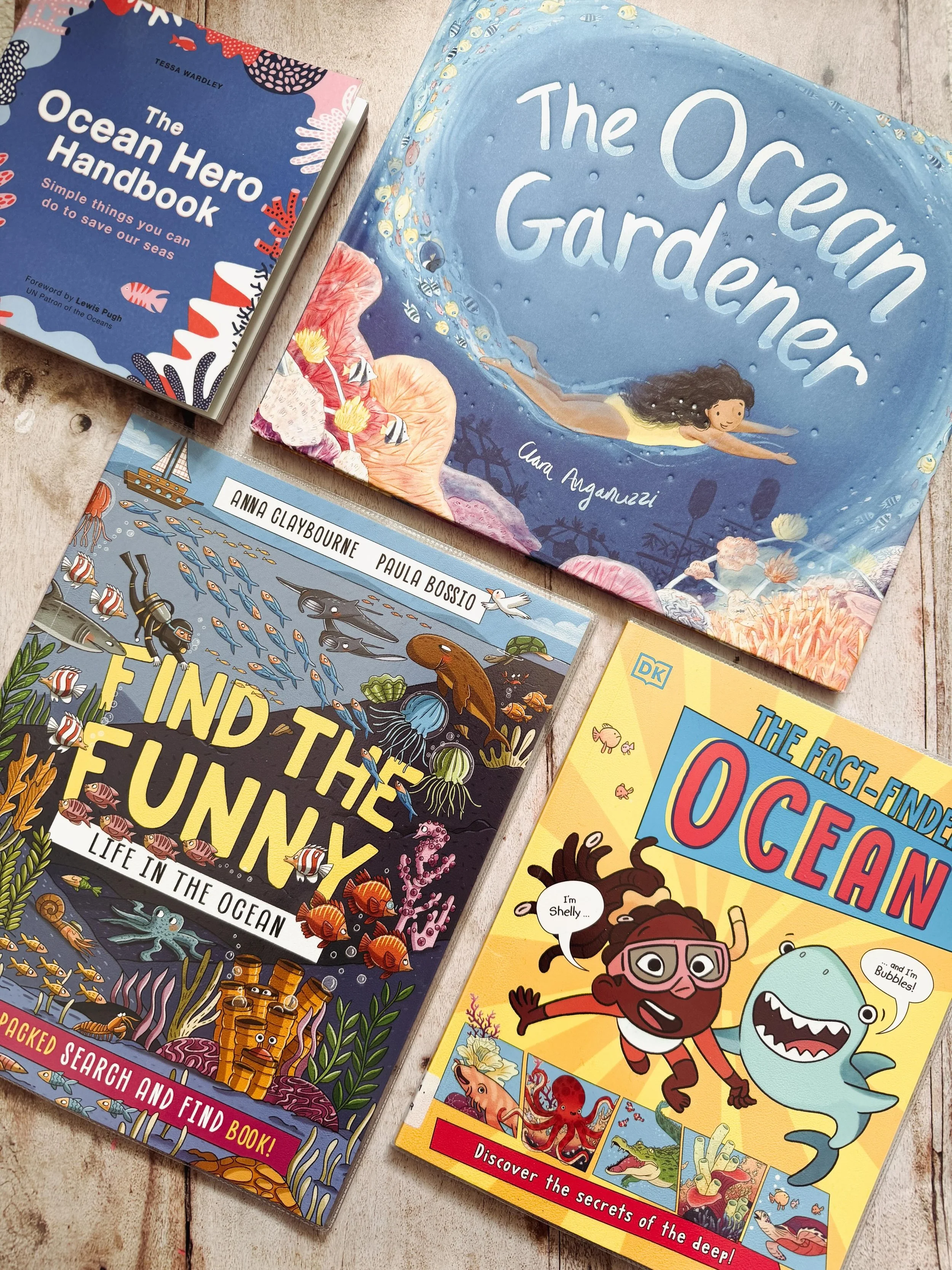 It&rsquo;s oceans day 🌊
We&rsquo;ve borrowed a couple of ocean books from the library and they&rsquo;re all really lovely and informative with great illustrations.
Any ocean books you&rsquo;d recommend?