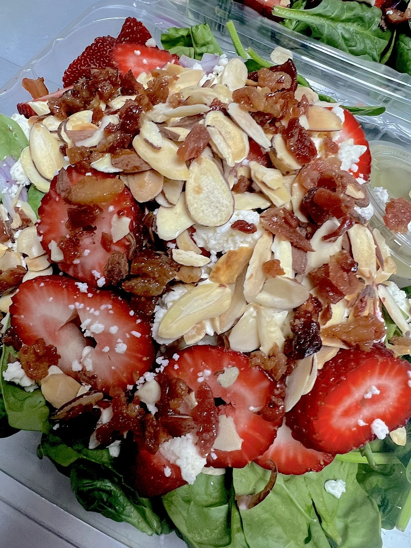 STRAWBERRY SALAD (GF, VEG)