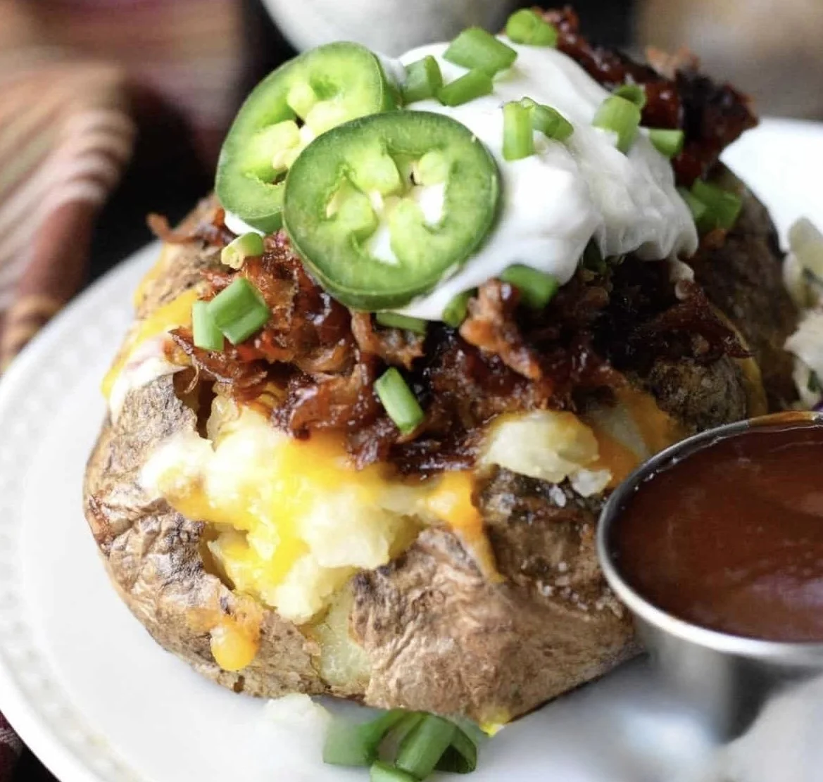 Pulled-Pork-Loaded-Baked-potatoe-6.jpeg