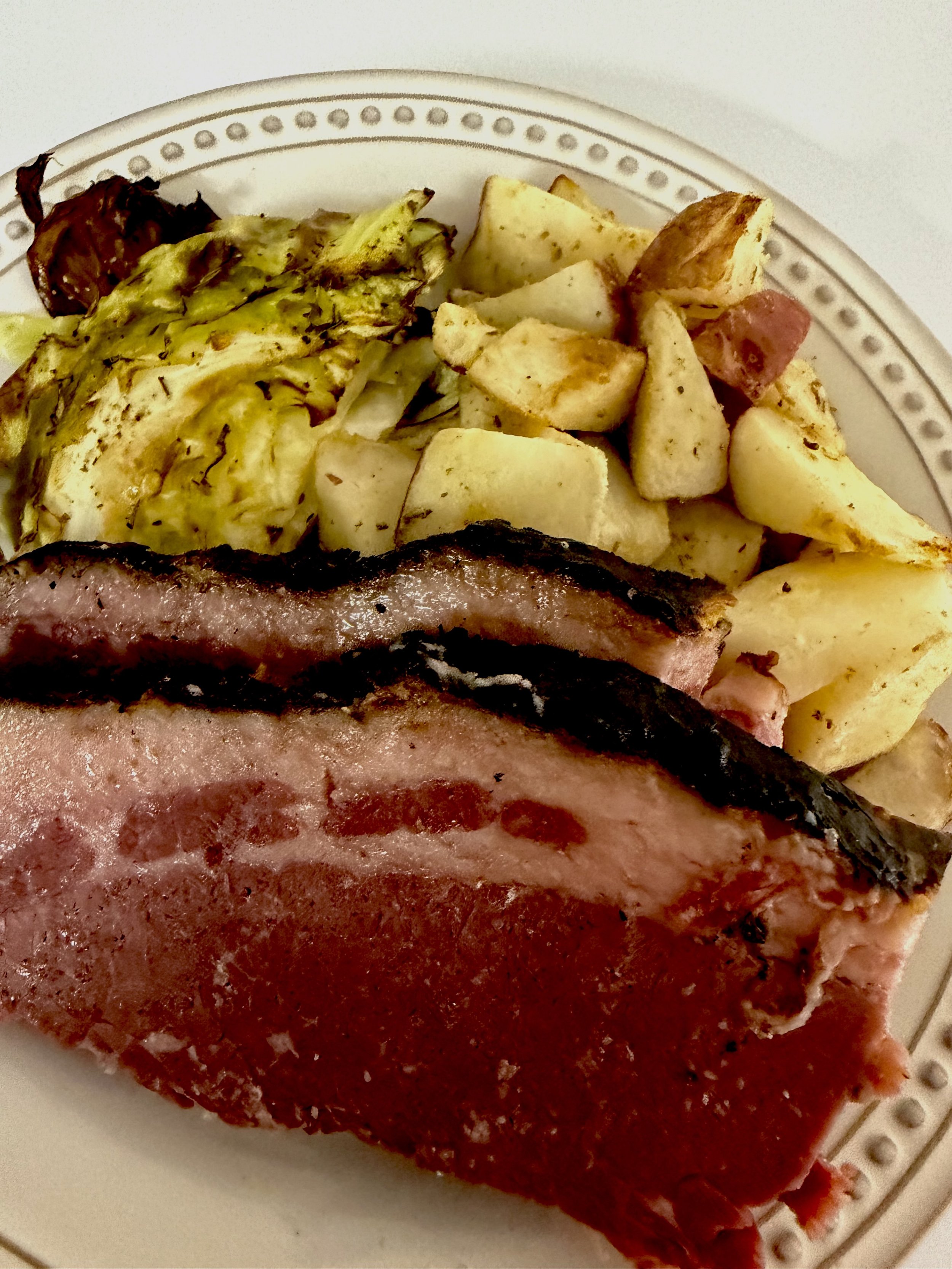 CORNED BEEF & CABBAGE (GF, LC,  PALEO)