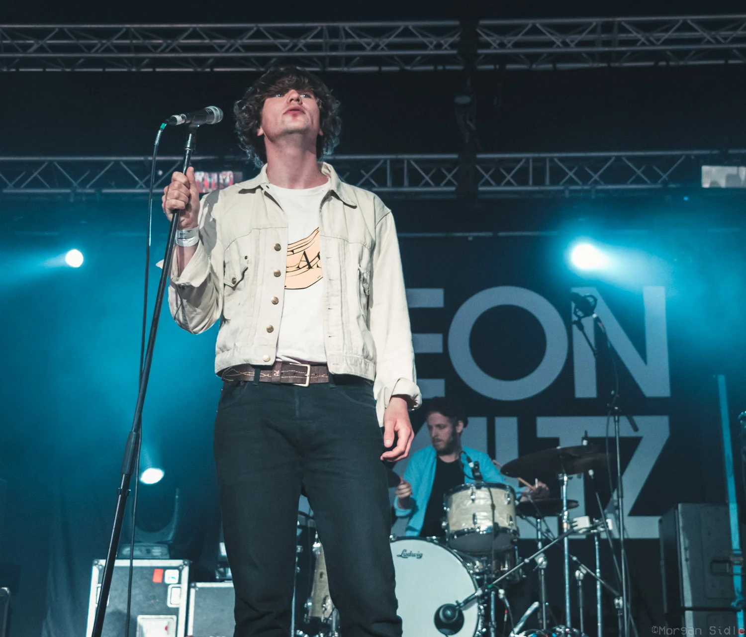 Neon Waltz at Tramlines // 21-07-18