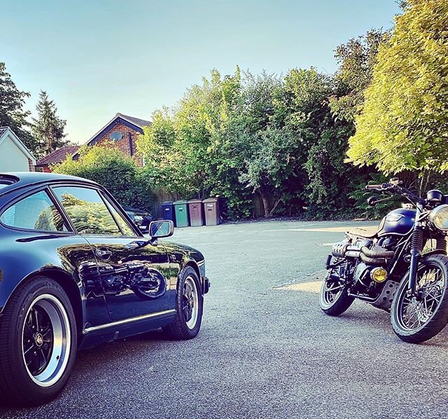 Boy&rsquo;s toys #triumphscrambler #porshe911