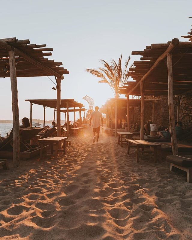 Further Mykonos: The Eternal Festival 🇬🇷
Shooting with @itchban @adrian_emerton for Marriott Bonvoy in Mykonos, Greece.
A mix of my shots with Ben&rsquo;s Mavic Pro 2 aerials and Adrian&rsquo;s BMPCC4K frame grabs.
&bull;
The team shot &amp; filmed