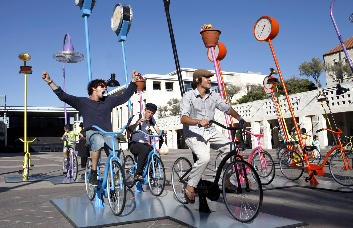 Bicycle-Installation-Jerusalem-CityPeloton.jpg
