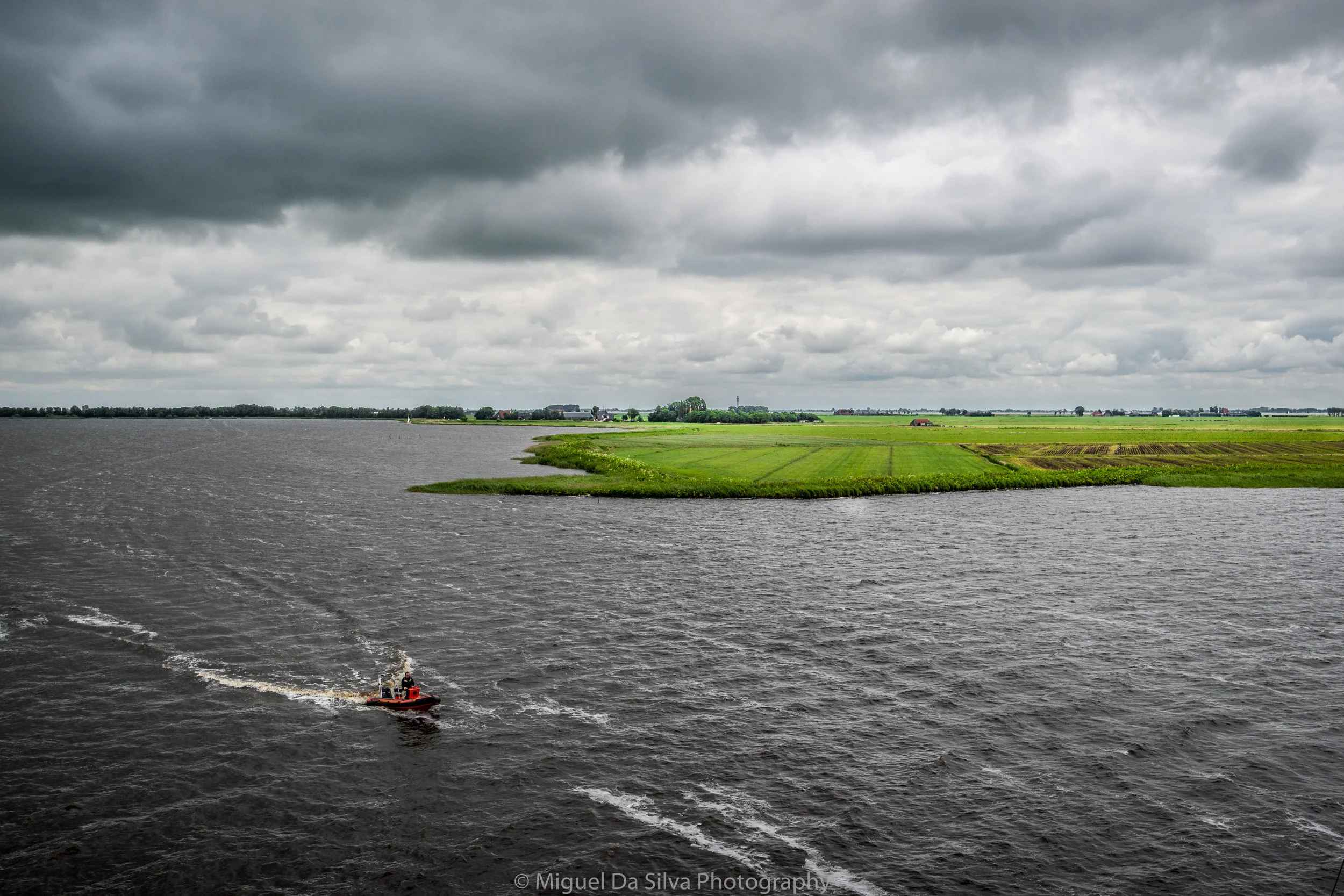 Fluessen Lake, Friesland - NETHERLANDS