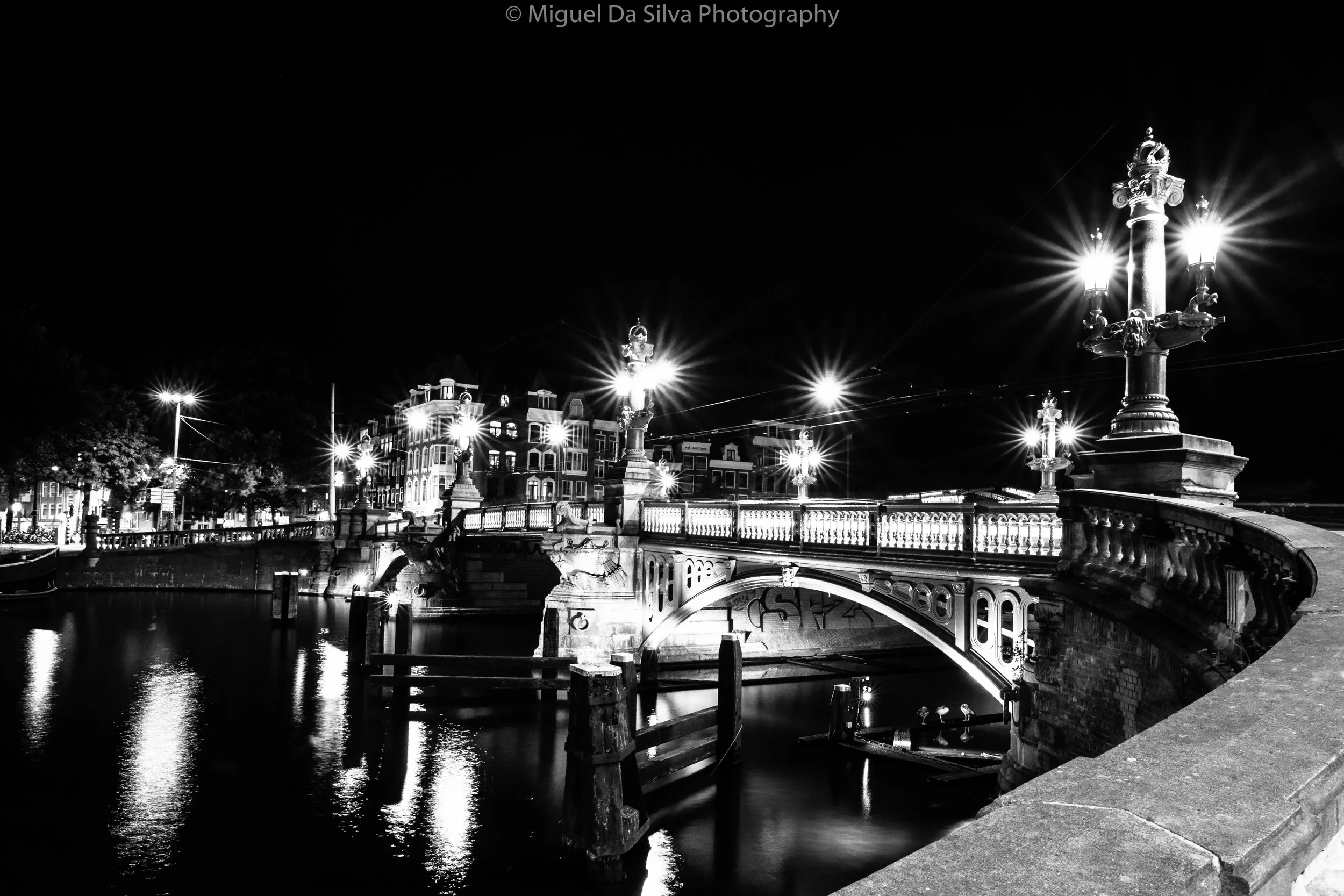 Blauwbrug Bridge - Amsterdam