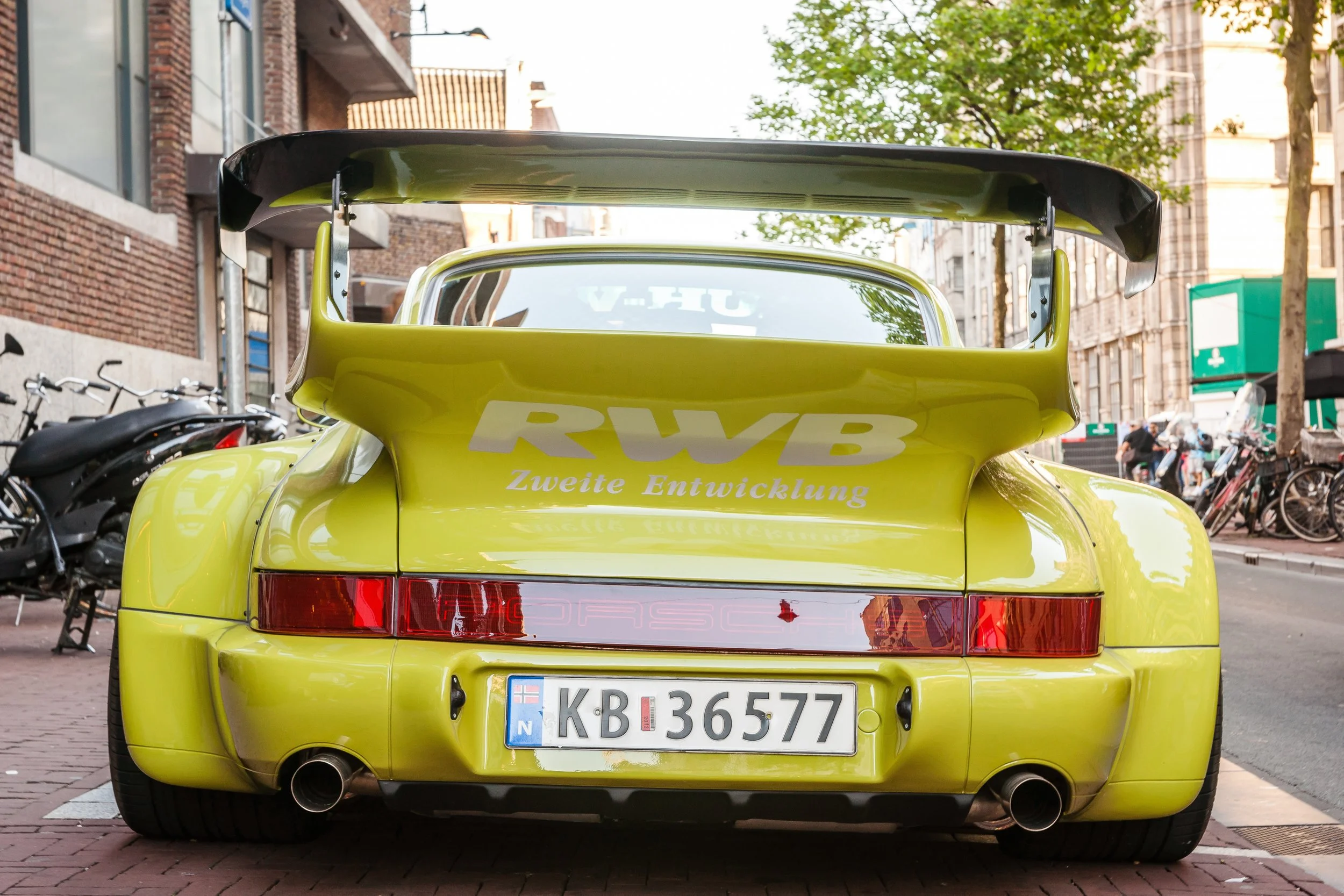 RWB Porsche 964 back