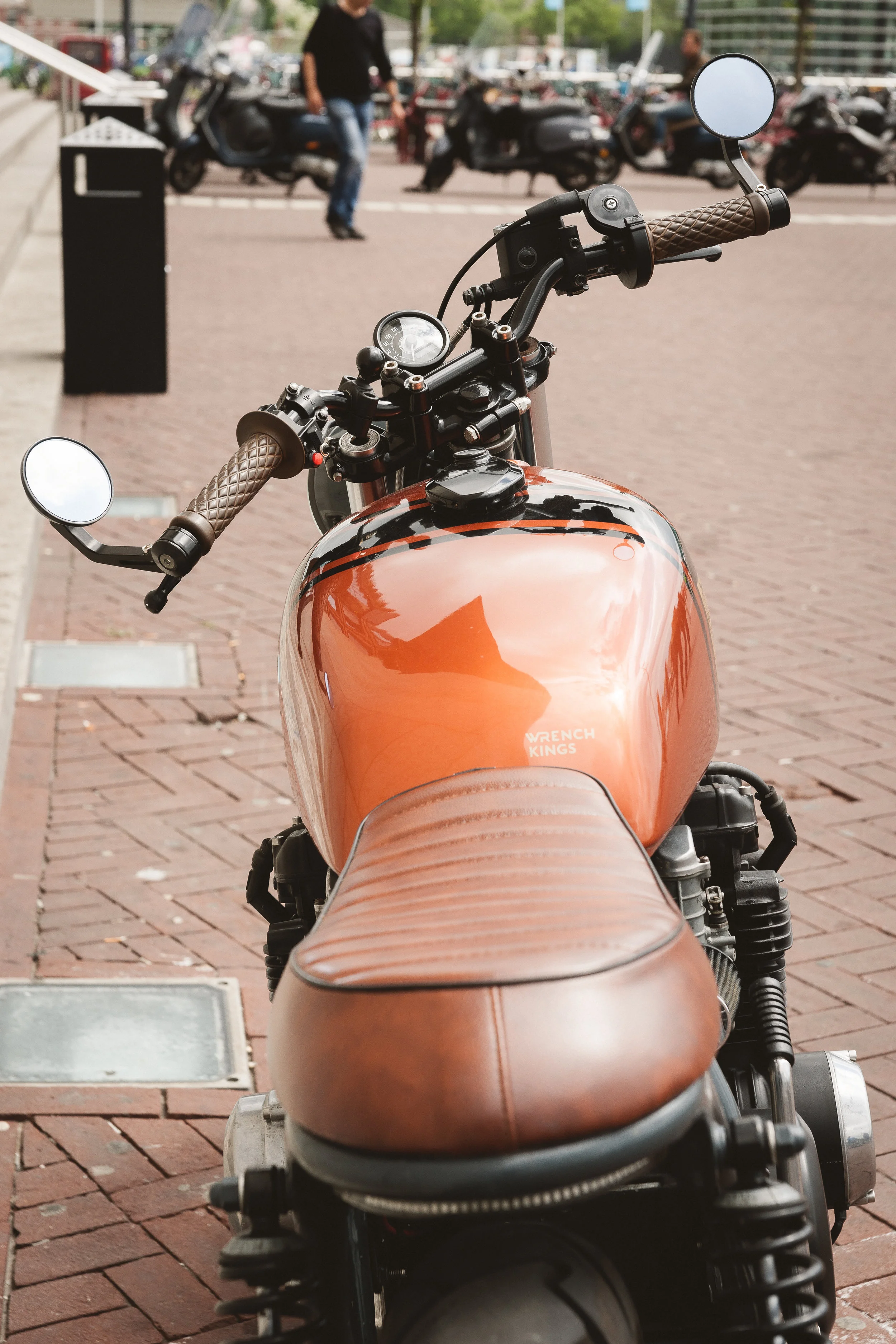 Kawasaki Z650 Brat Tracker built by Wrench Kings, Netherlands
