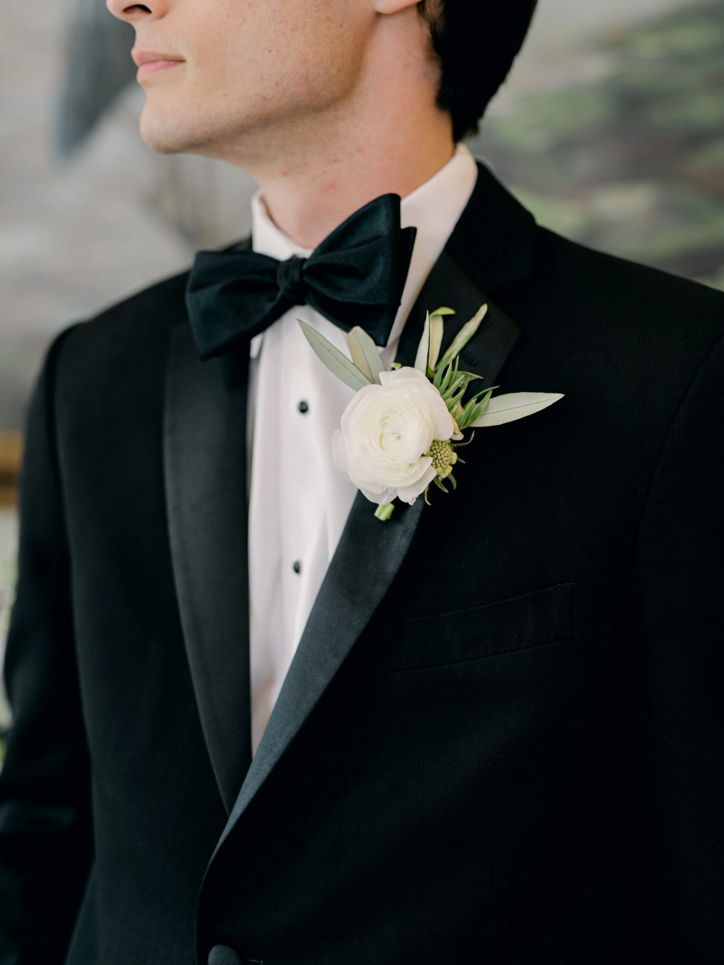 11-Chandler-02-WeddingPrep-97.jpg