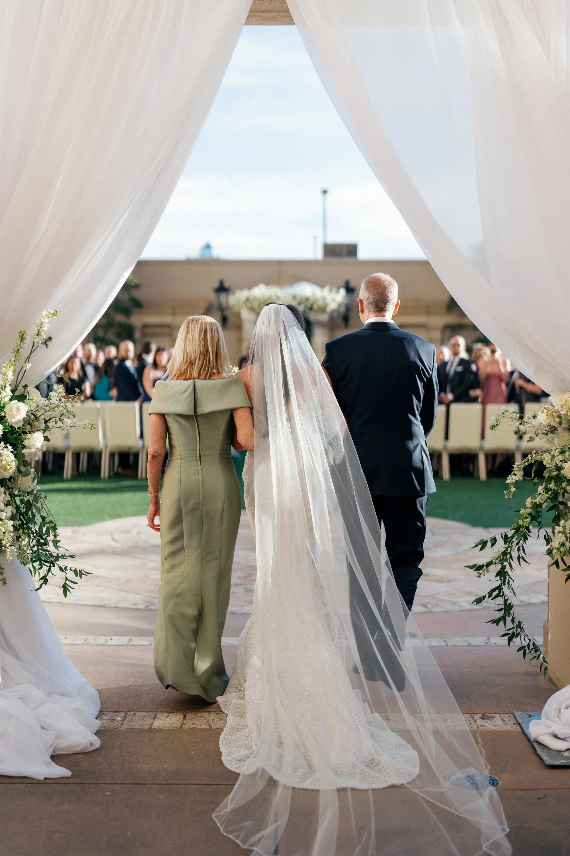 2367CWILLETTPHOTO_AMANDA+CHRIS_20240406.jpg