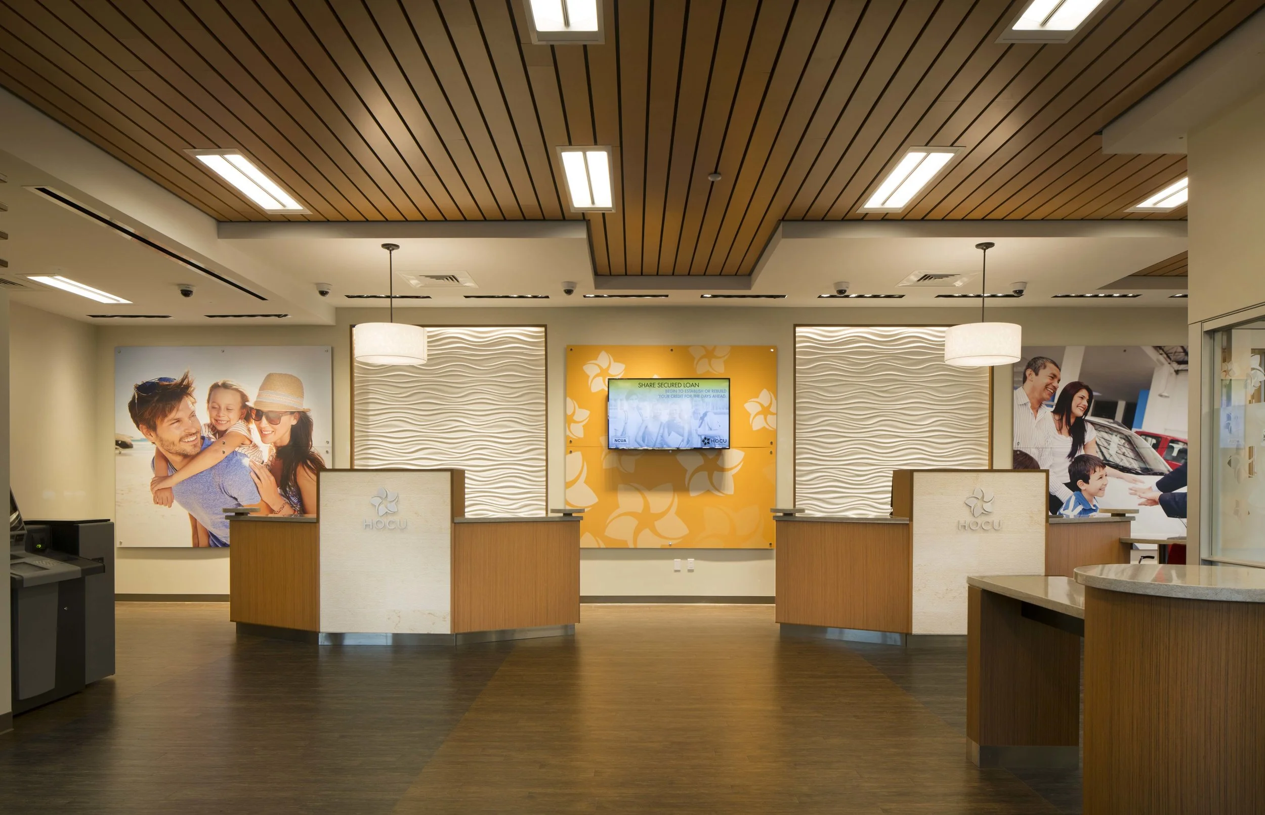 HOCU-7566_Lobby-Front.jpg