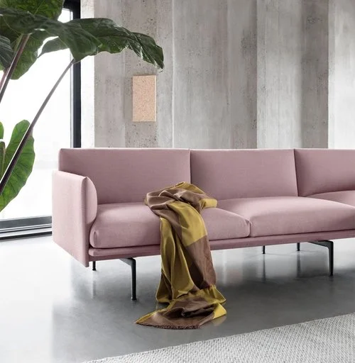 outline-chaise-longue-close-up.jpg