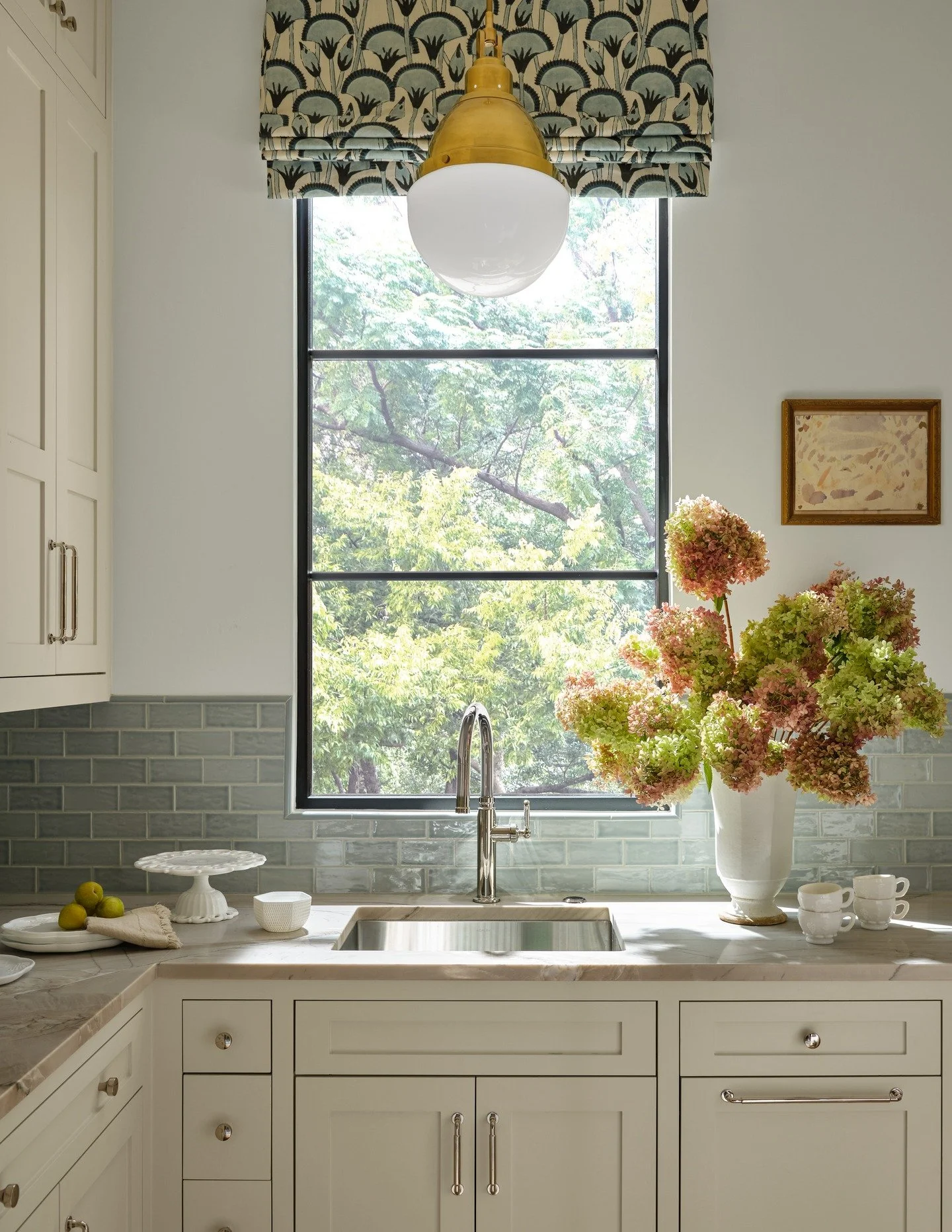 Meet the prep kitchen to yesterday's charming kitchen reveal - complete with the cutest matching window treatment. 

Design: @lark.interiors
Photography: @nathanschroderphoto 
Stylist: @melanie.mckinley.stylist 
Floral: @whitewingfloral