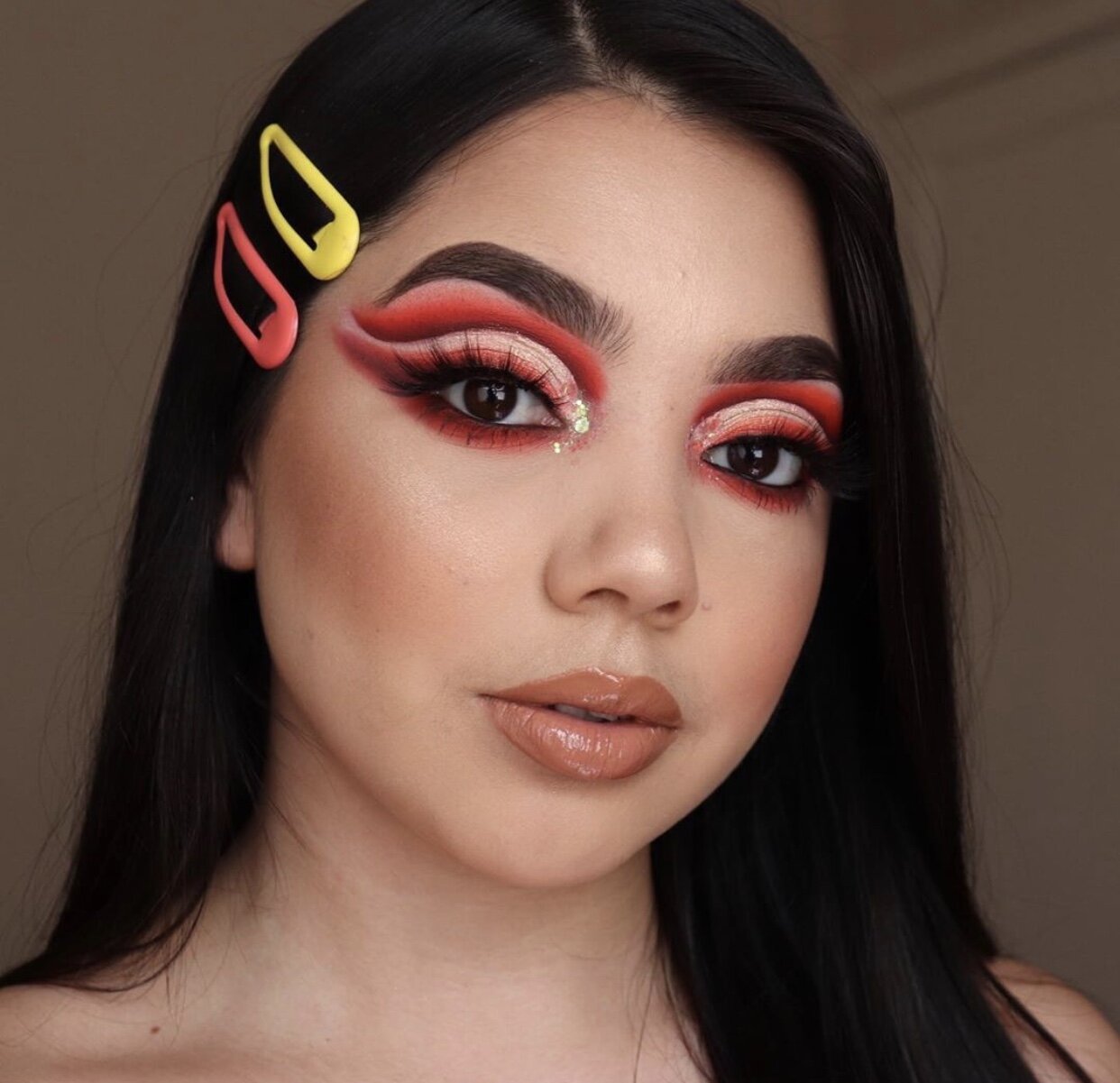 Making It w/ @makeupby_ yolanda