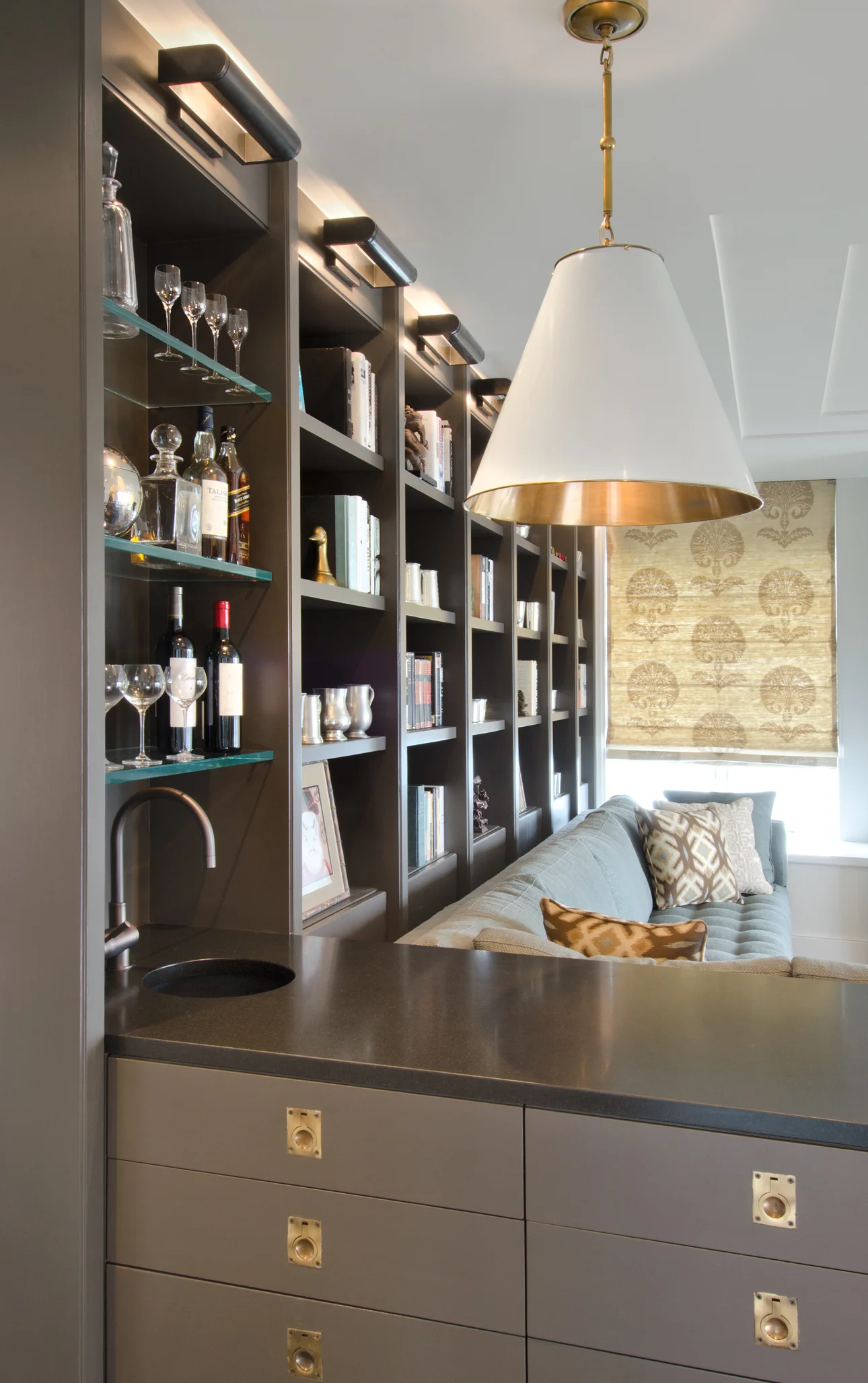 08 Bowe-Stewart-Res-Family Room.jpg