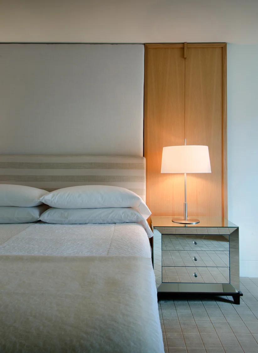 03-Master-Suite-Renovation-Bed.jpg