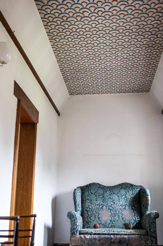 Repeating Pattern Landing Ceiling