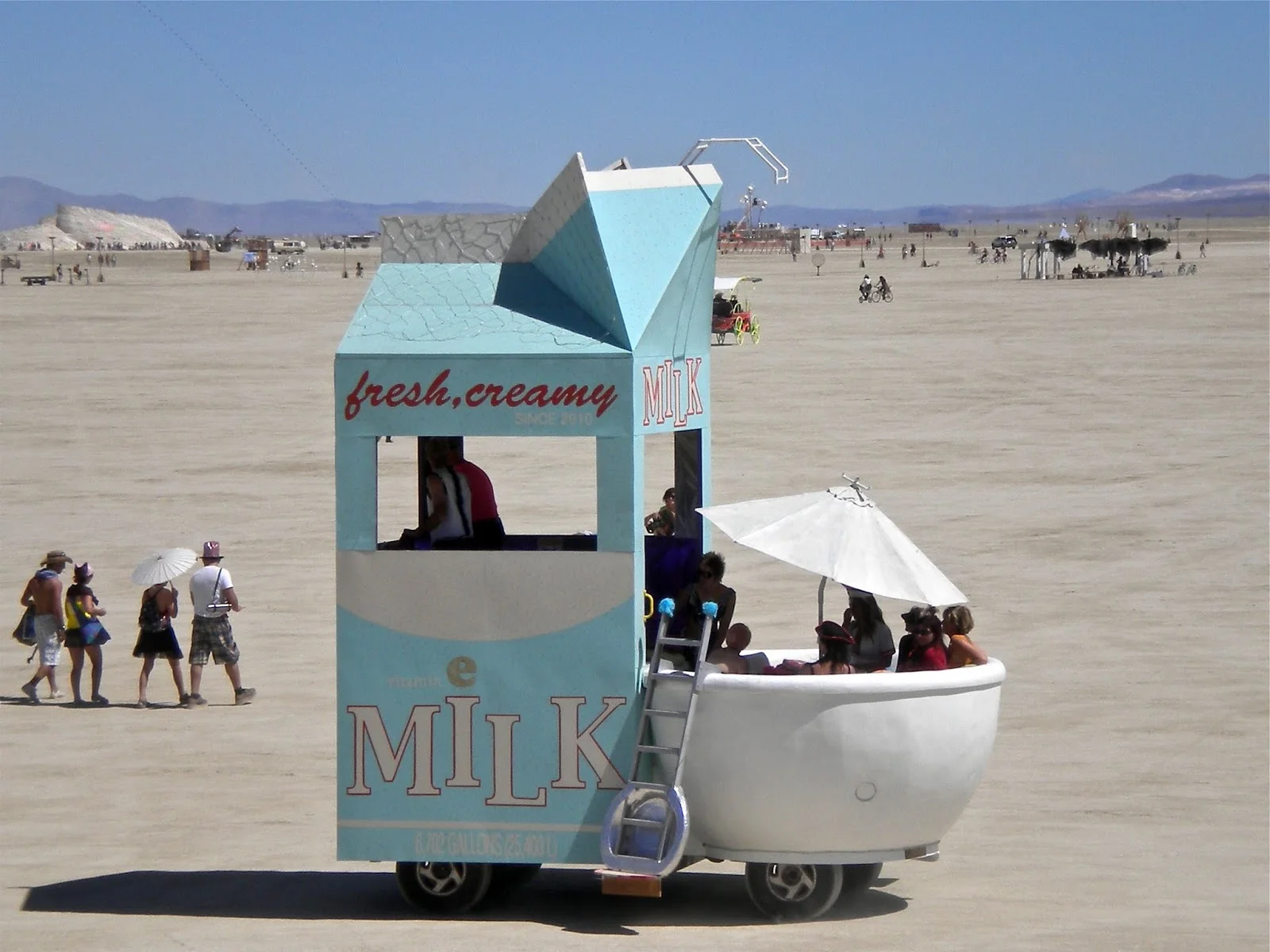 Milktropolis Cruising.jpg