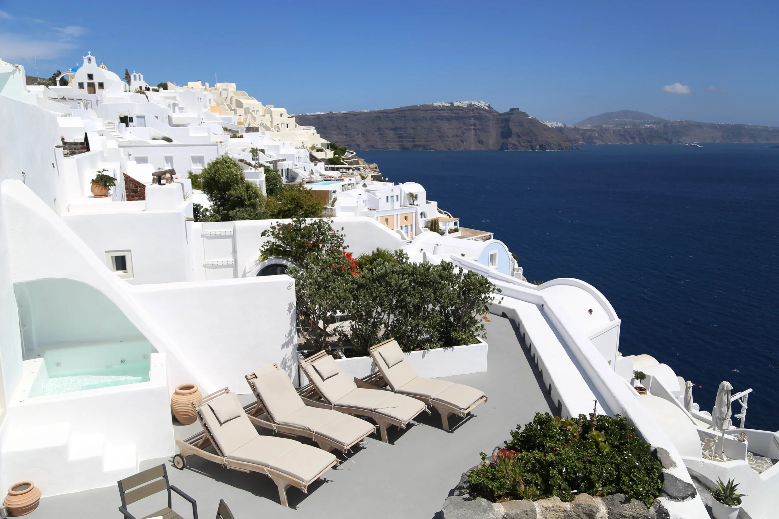 santorini.jpg