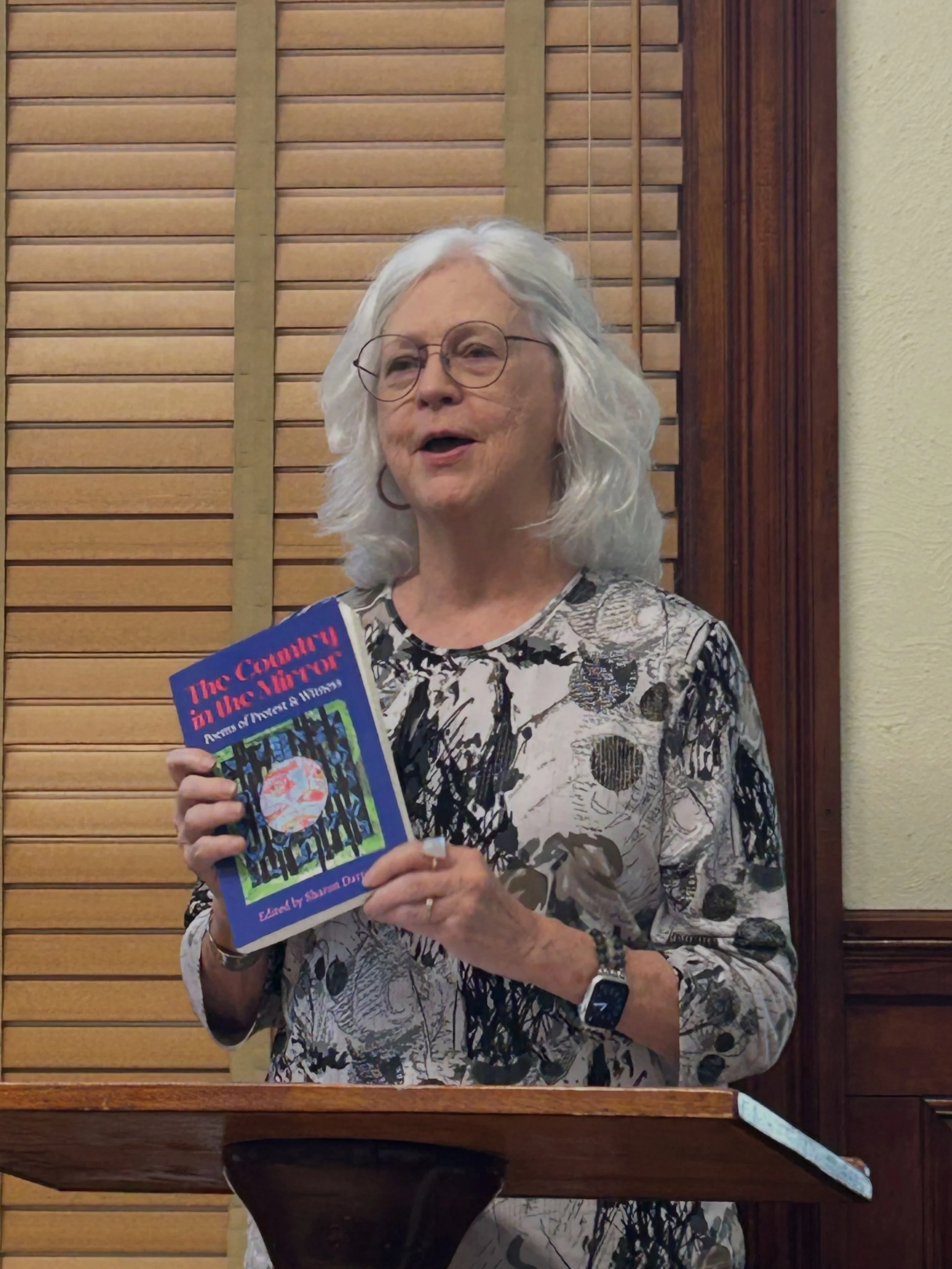 Thank you to the @haskellfreelibrary for hosting the Country in the Mirror poetry reading on Friday! It was a lovely event with American and Canadian poets sharing words, laughter, tears, and music under the roof that straddles both our countries. A 