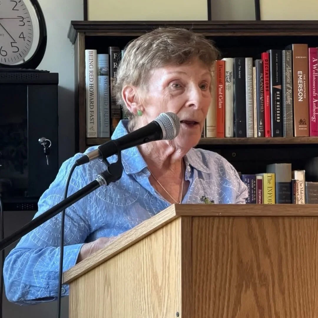 Congratulations to Maureen Brady on her successful book launch event with the Woodstock Library Forum! We heard it was a packed crowd and a good time was had by all. We also love that Maureen celebrated the release of TESSA&rsquo;S LANDING with a cak
