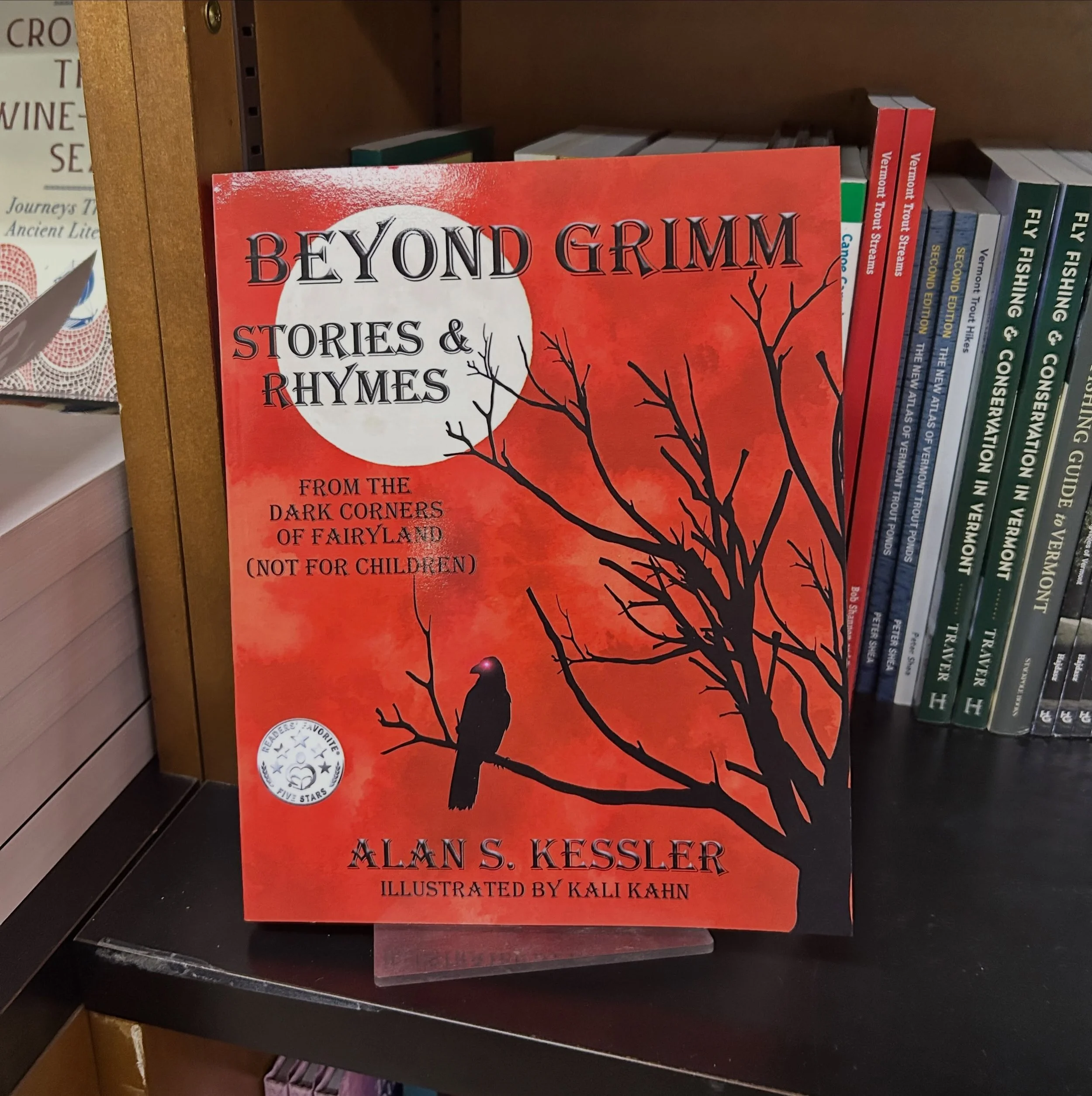 #ShopLocal today (and every day)! Here&rsquo;s Alan S. Kessler&rsquo;s &ldquo;BEYOND GRIMM: Stories &amp; Rhymes from the Dark Corners of Fairyland (Not for Children)&rdquo; at @bearpondbooks in Montpelier, Vermont. Spooky season is coming! 
.
#beyon