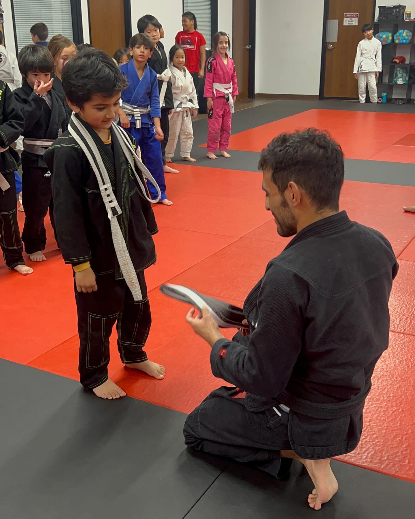 Congratulations on your grey/white belt Dhrumit! Another well deserved/earned promotion.