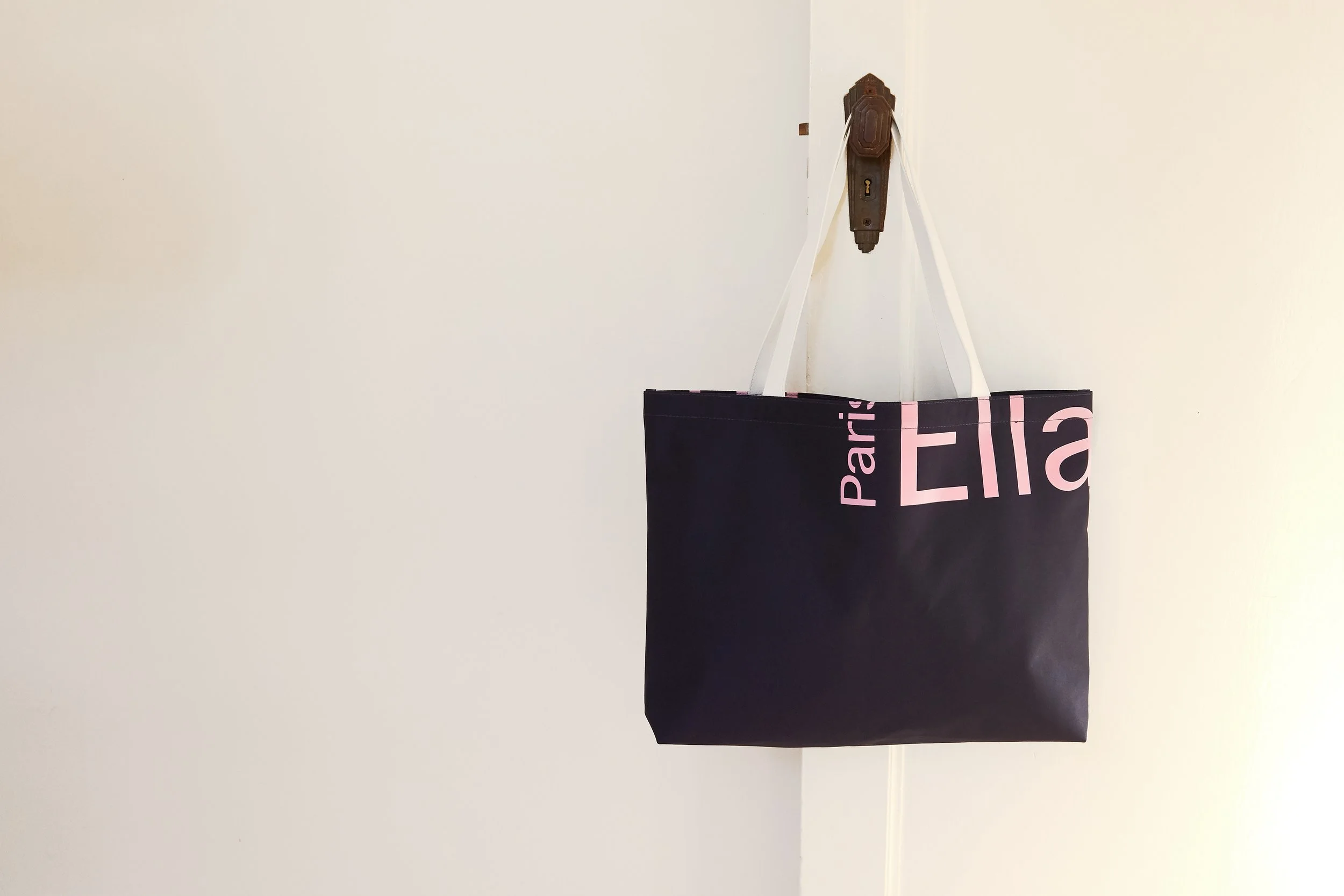 EB TOTE 0 4.jpg