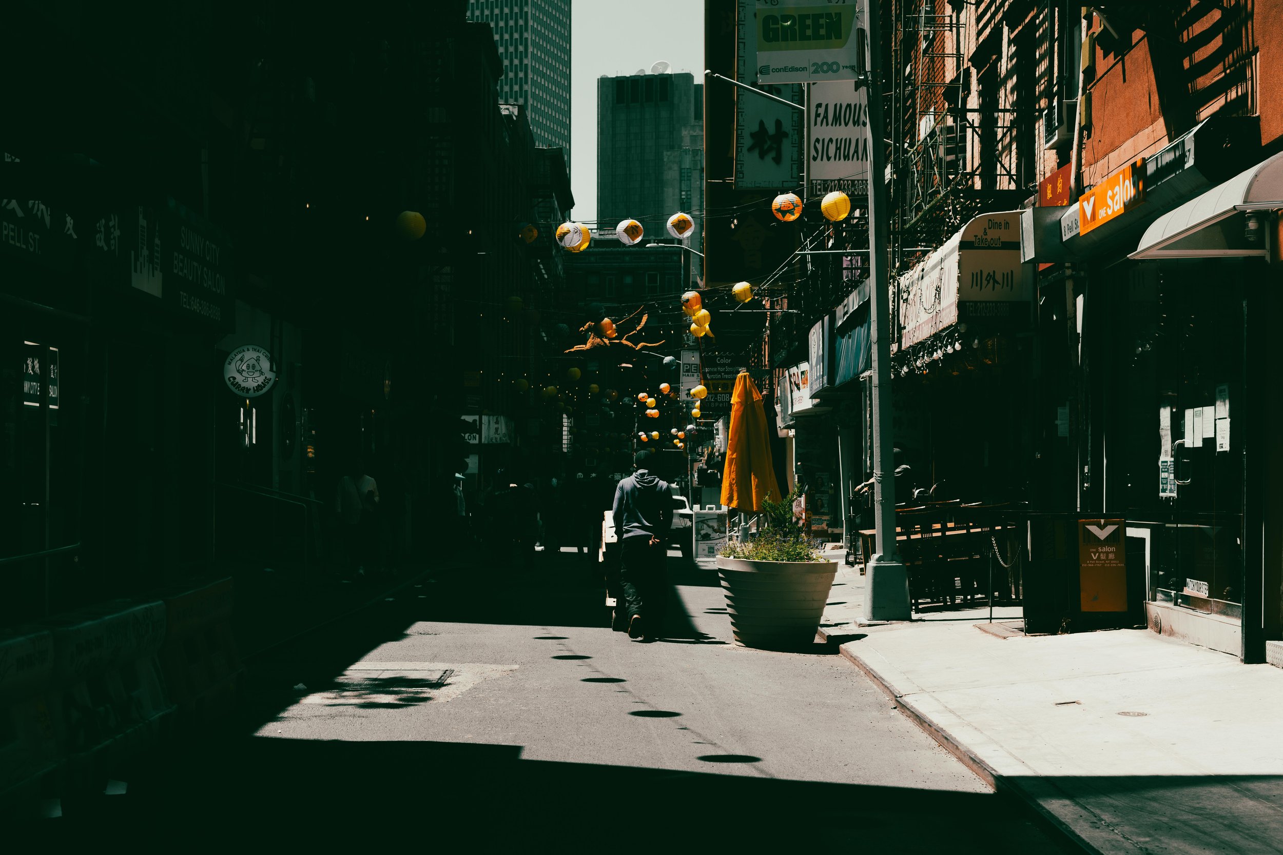 Capturing the Essence of Chinatown, NYC: A Street Photography Journey