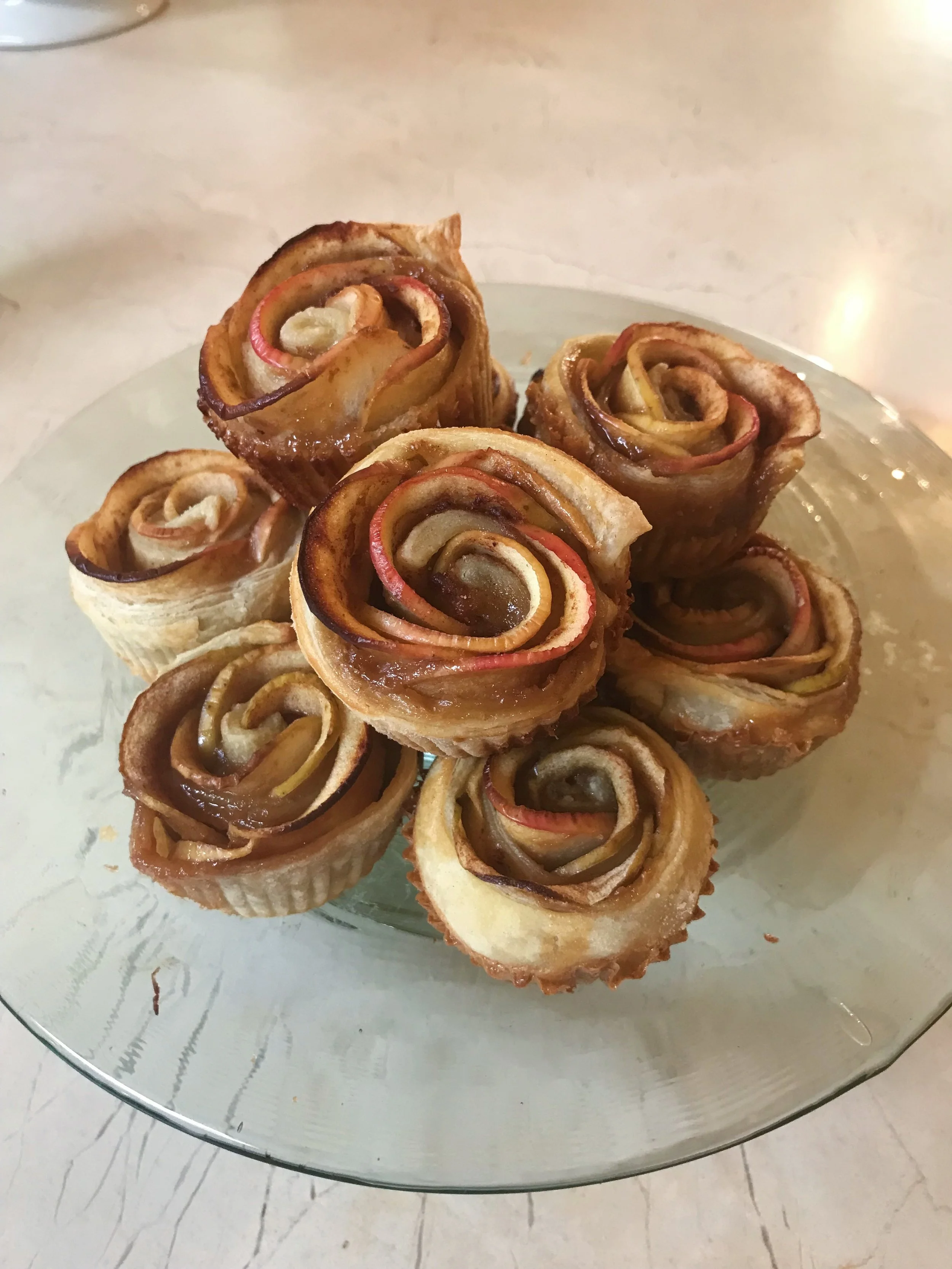 Caramel Apple Roses for Your Bachelorette Viewing Party