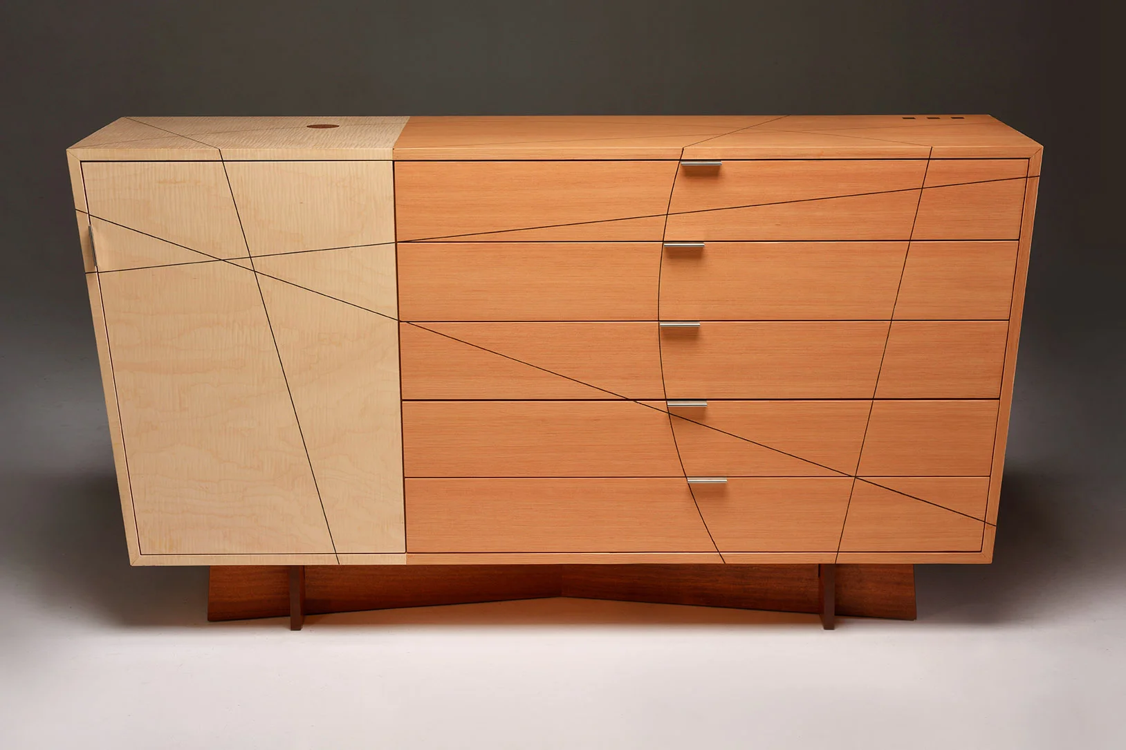es sideboard12sm.jpg