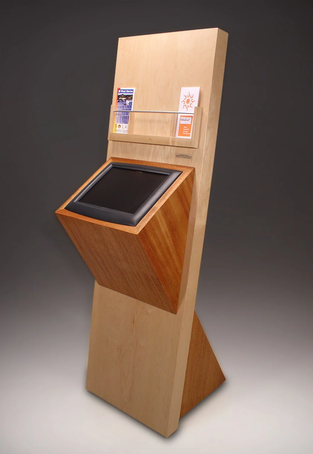 solartech-kiosk-sm.jpg