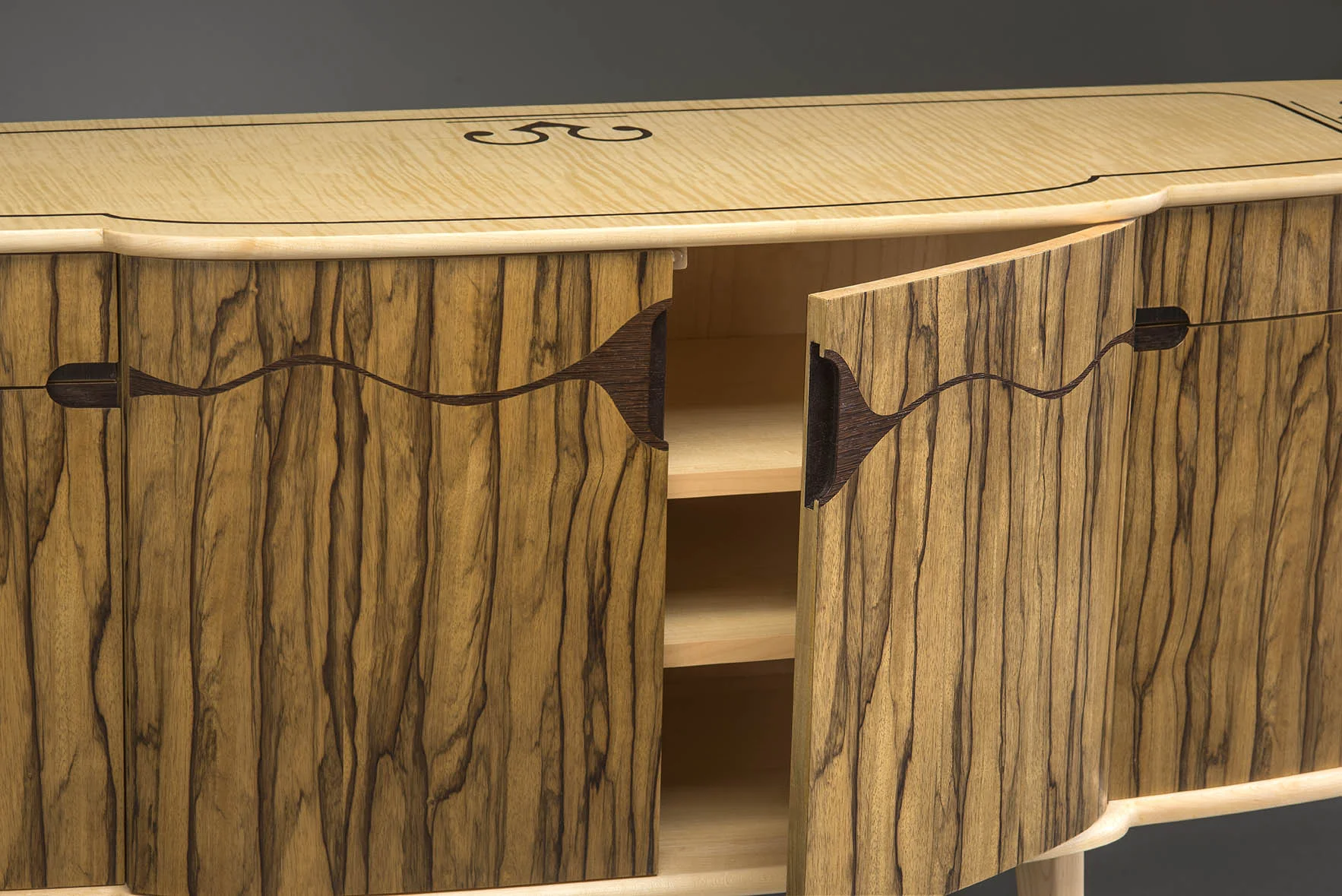 chk-sideboard-21-sm.jpg