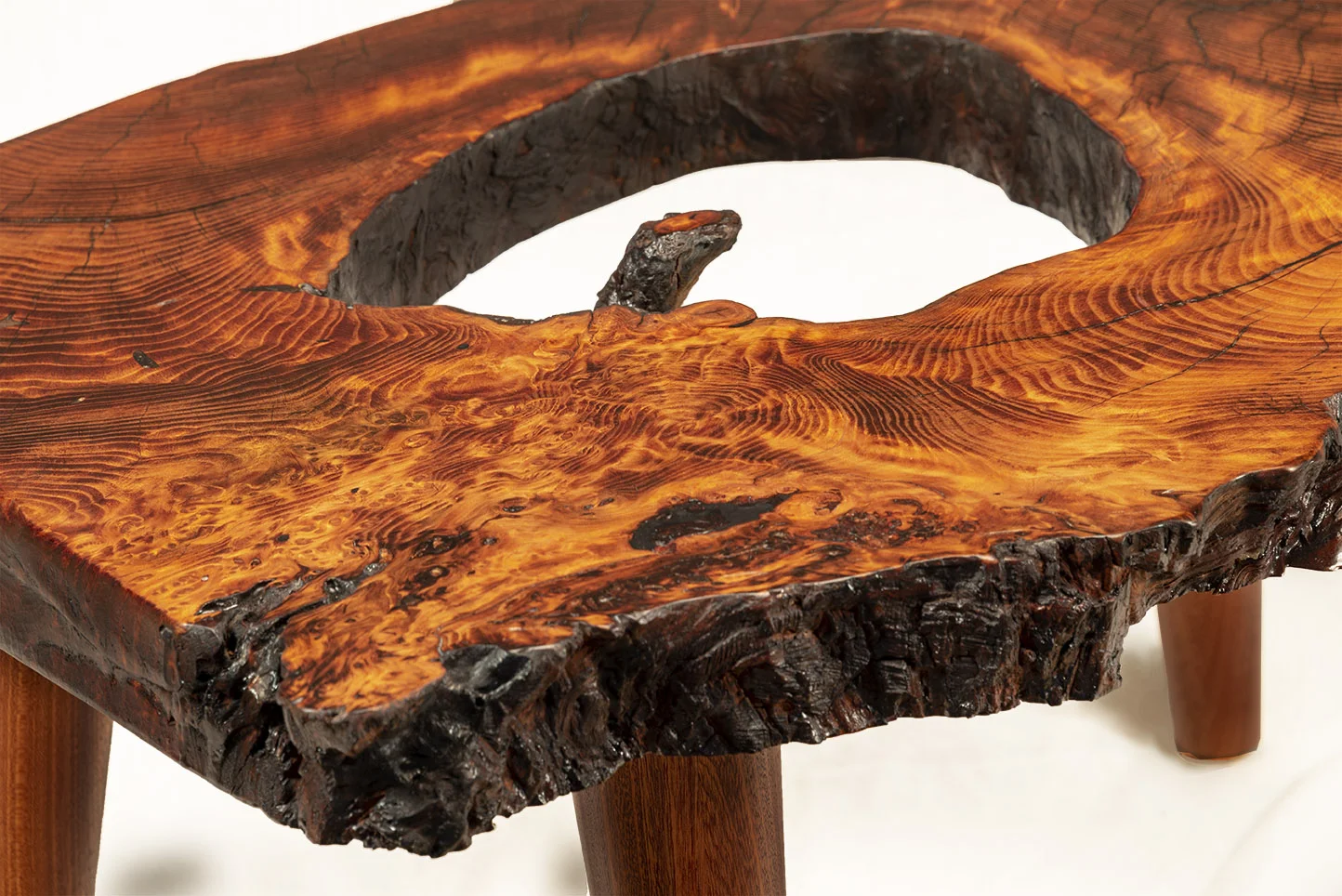 mtj table detail 6831-sm.jpg
