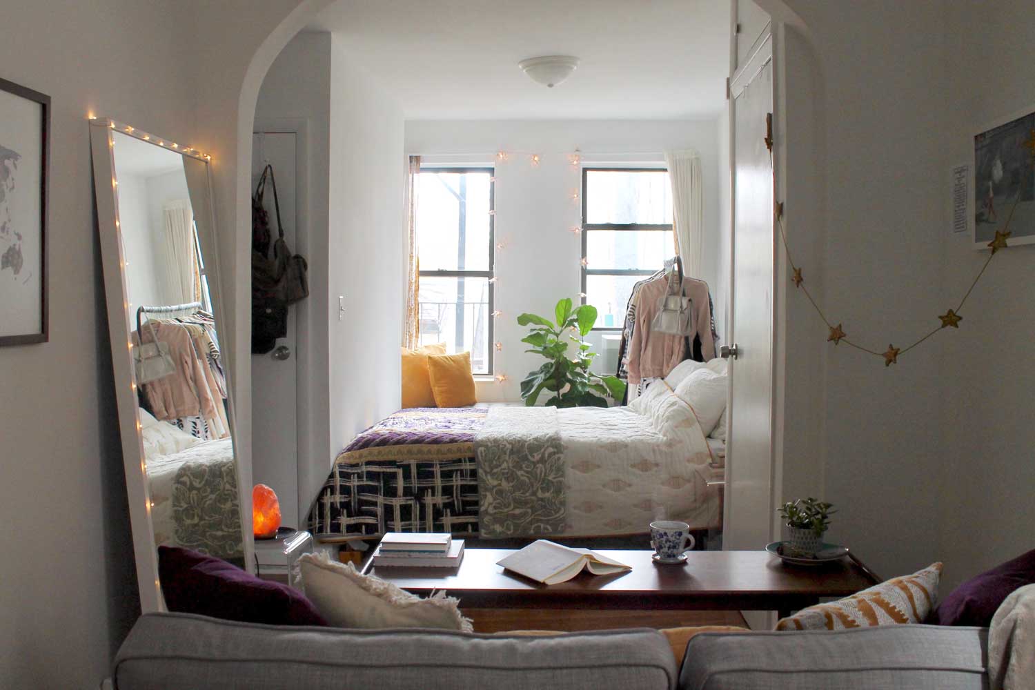 How-To-Find-An-Apartment-in-NYC-via-5thfloorwalkup.com-by-Melina-Peterson.jpg