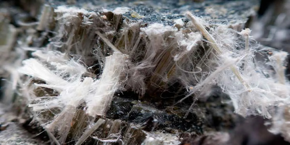 What are some safer alternatives to asbestos?