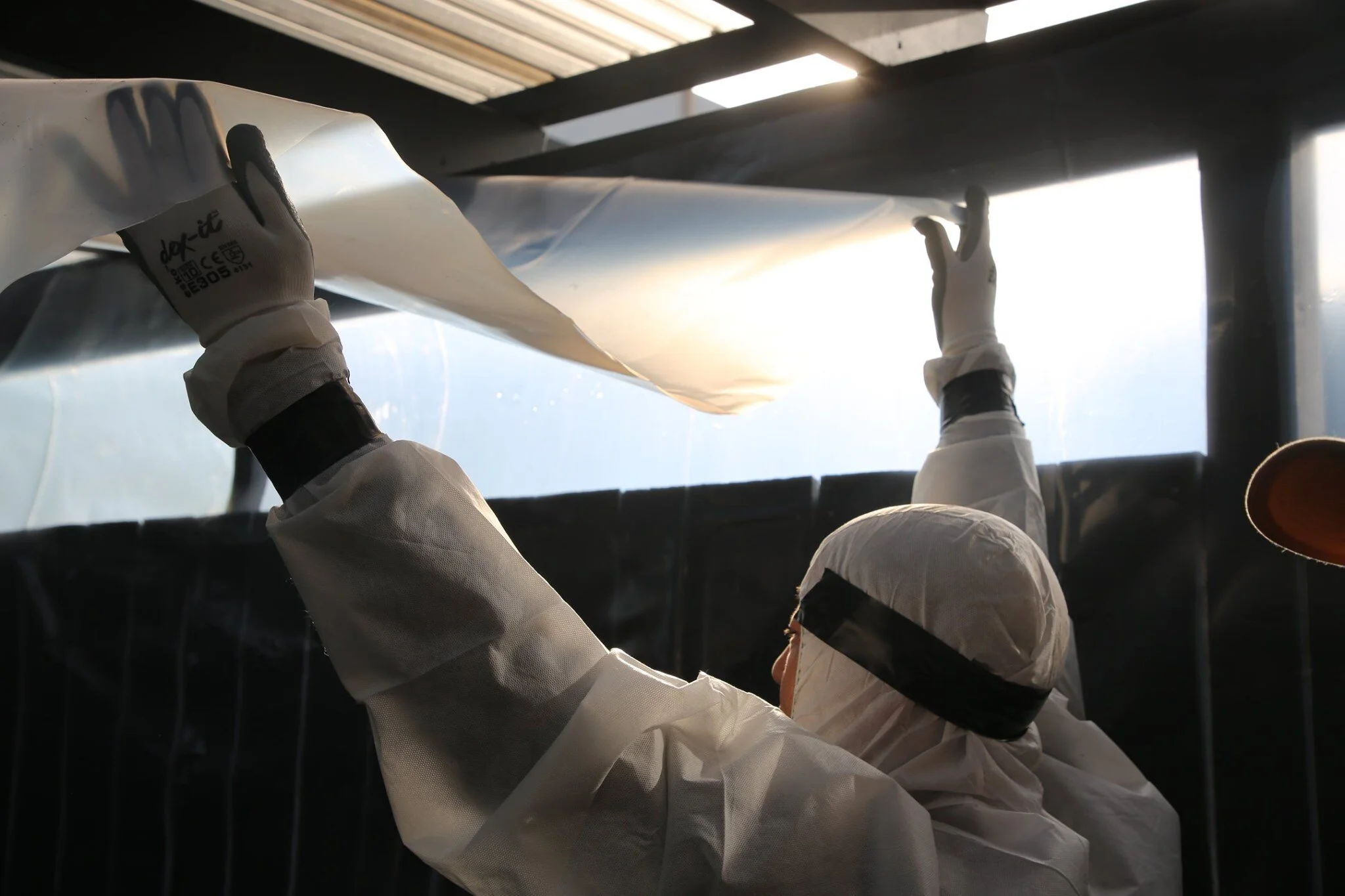 Why Asbestos Removalists Use Enclosures