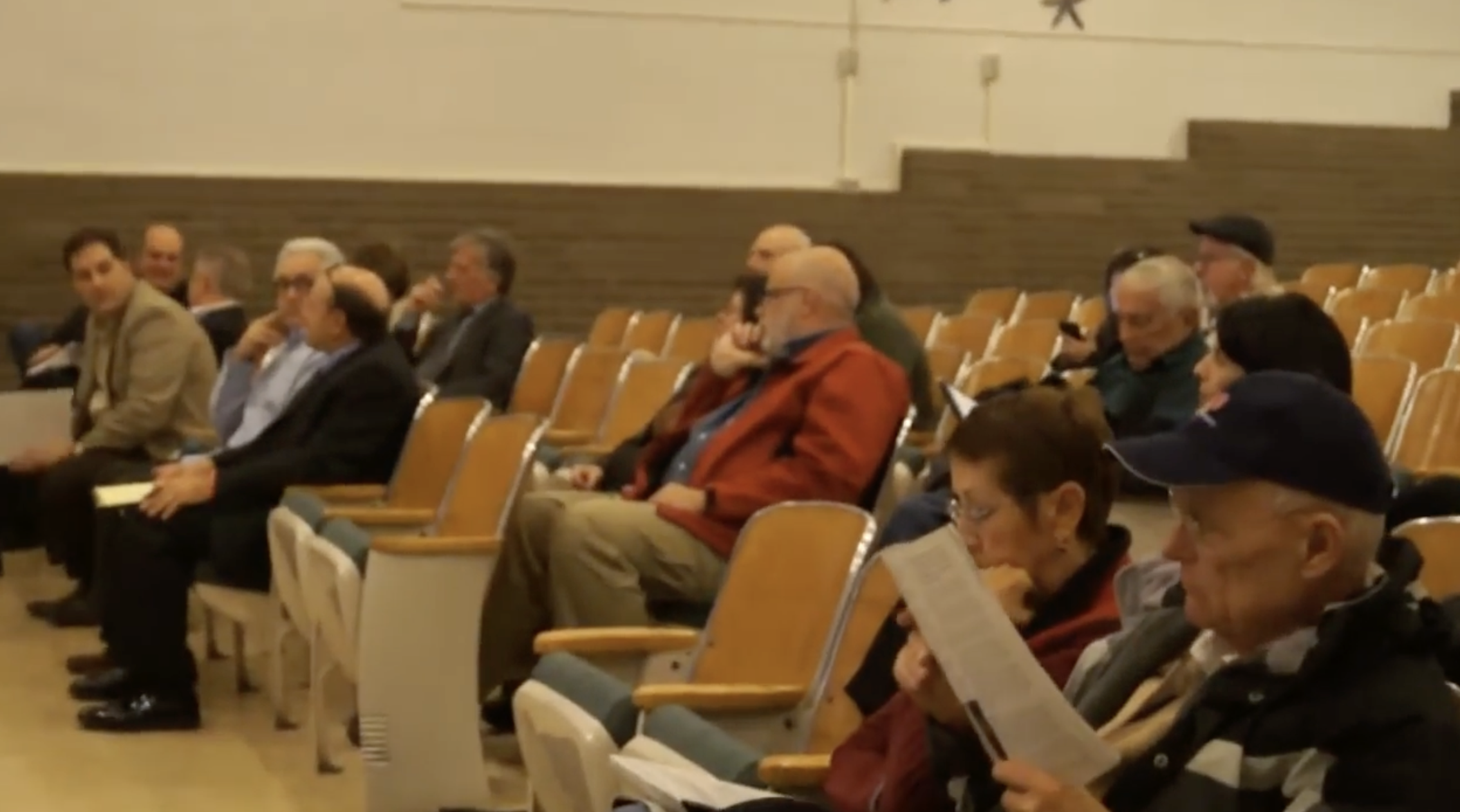 Loudonville audience at comp plan mtg