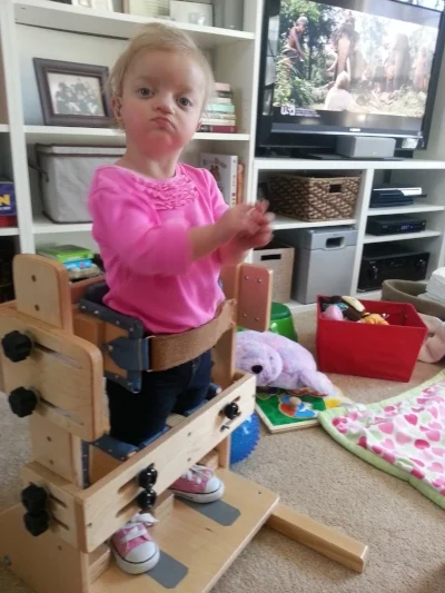 Elsa original stander.jpeg