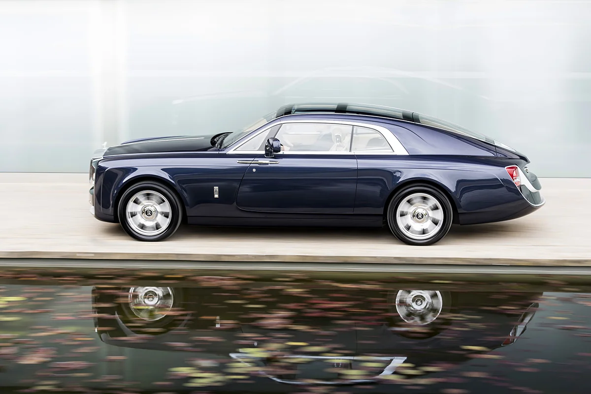 2017 ROLLS ROYCE BESPOKE SWEPTAIL 8.jpg