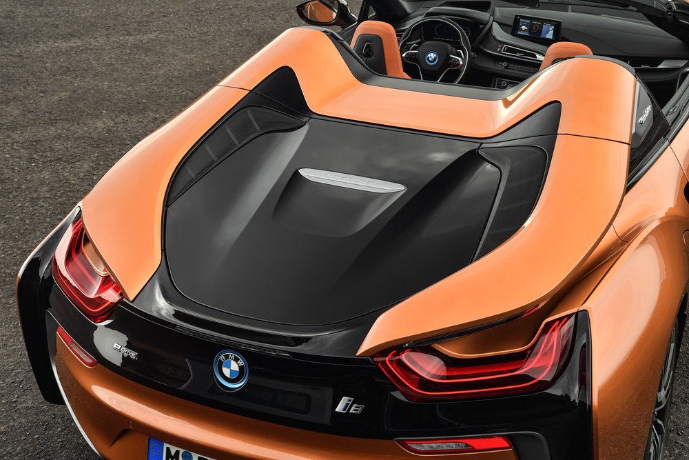Blacklist - BMW - i8 - Roadster8.jpg