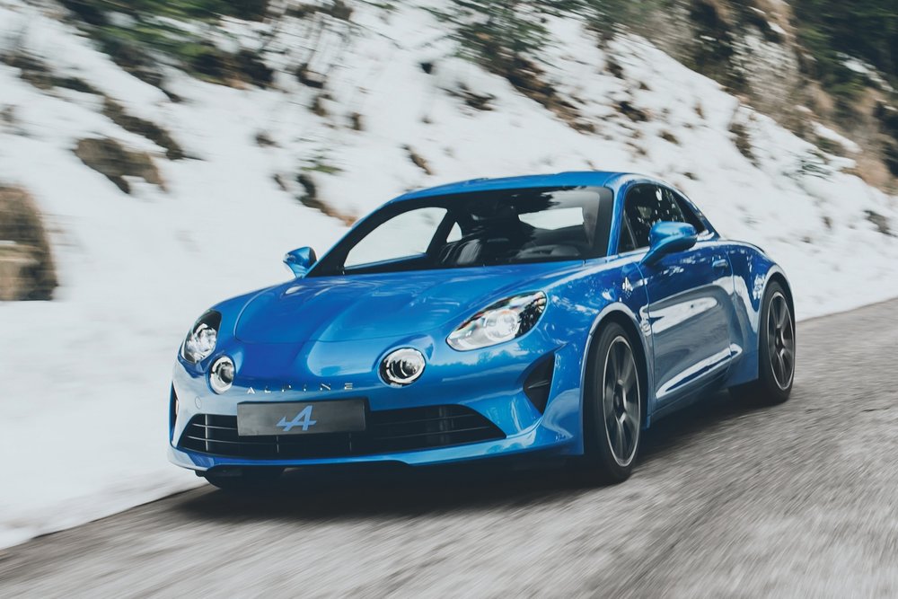 alpine-a110-embargo-geneva-ms-12h30-uk-070317-40.jpg