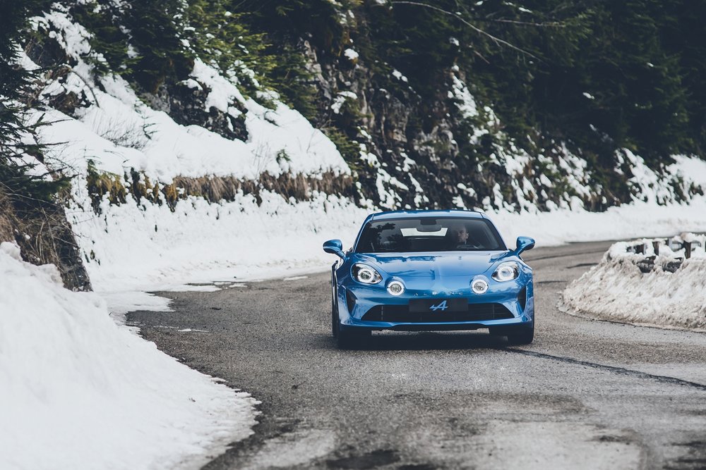 alpine-a110-embargo-geneva-ms-12h30-uk-070317-33.jpg