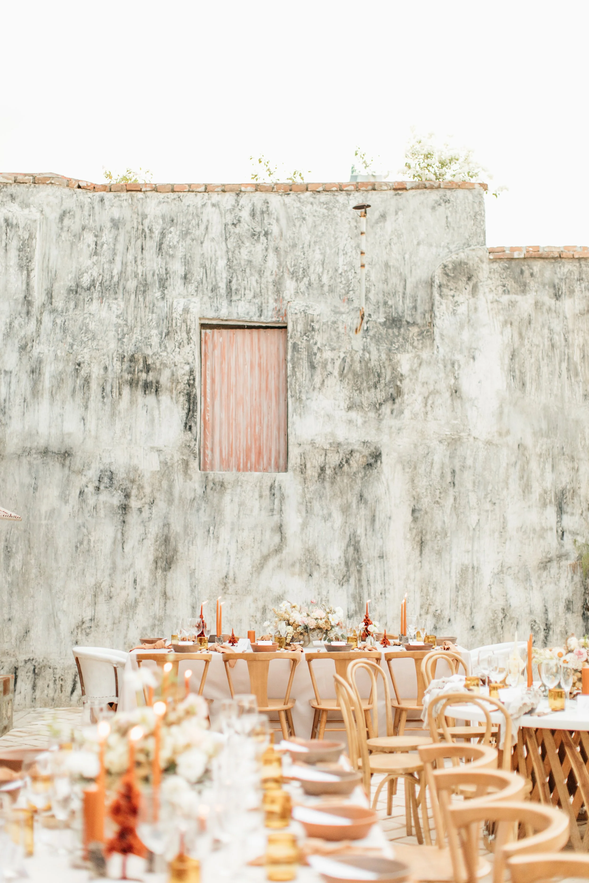 Wedding reception floral design by La Florería and Co
