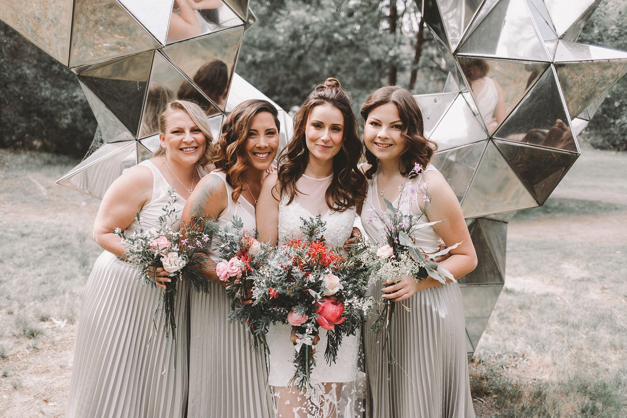 Lecinda Ward, Melbourne Wedding Photographer, Melbourne Aquarium_0217.jpg