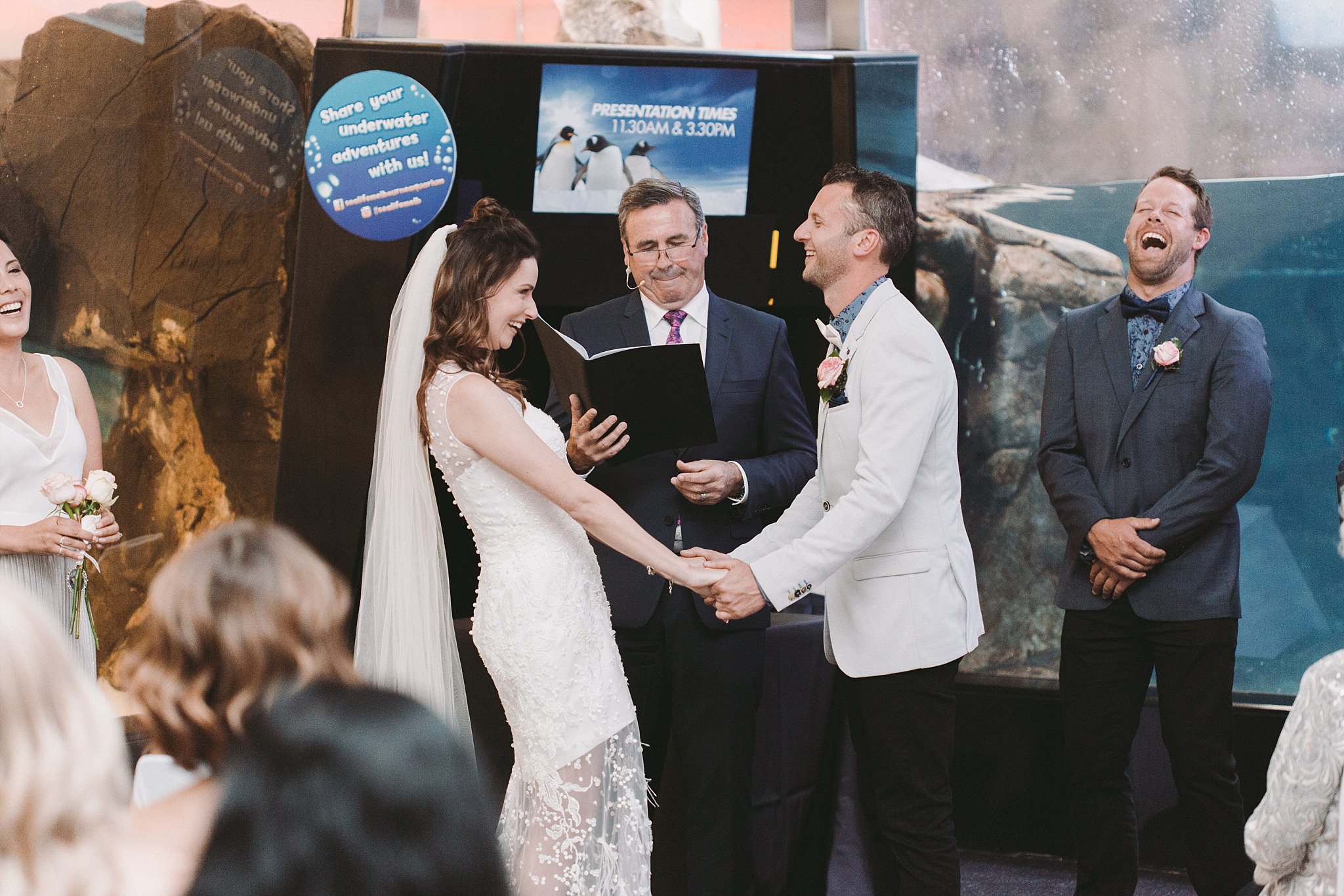 Lecinda Ward, Melbourne Wedding Photographer, Melbourne Aquarium_0246.jpg