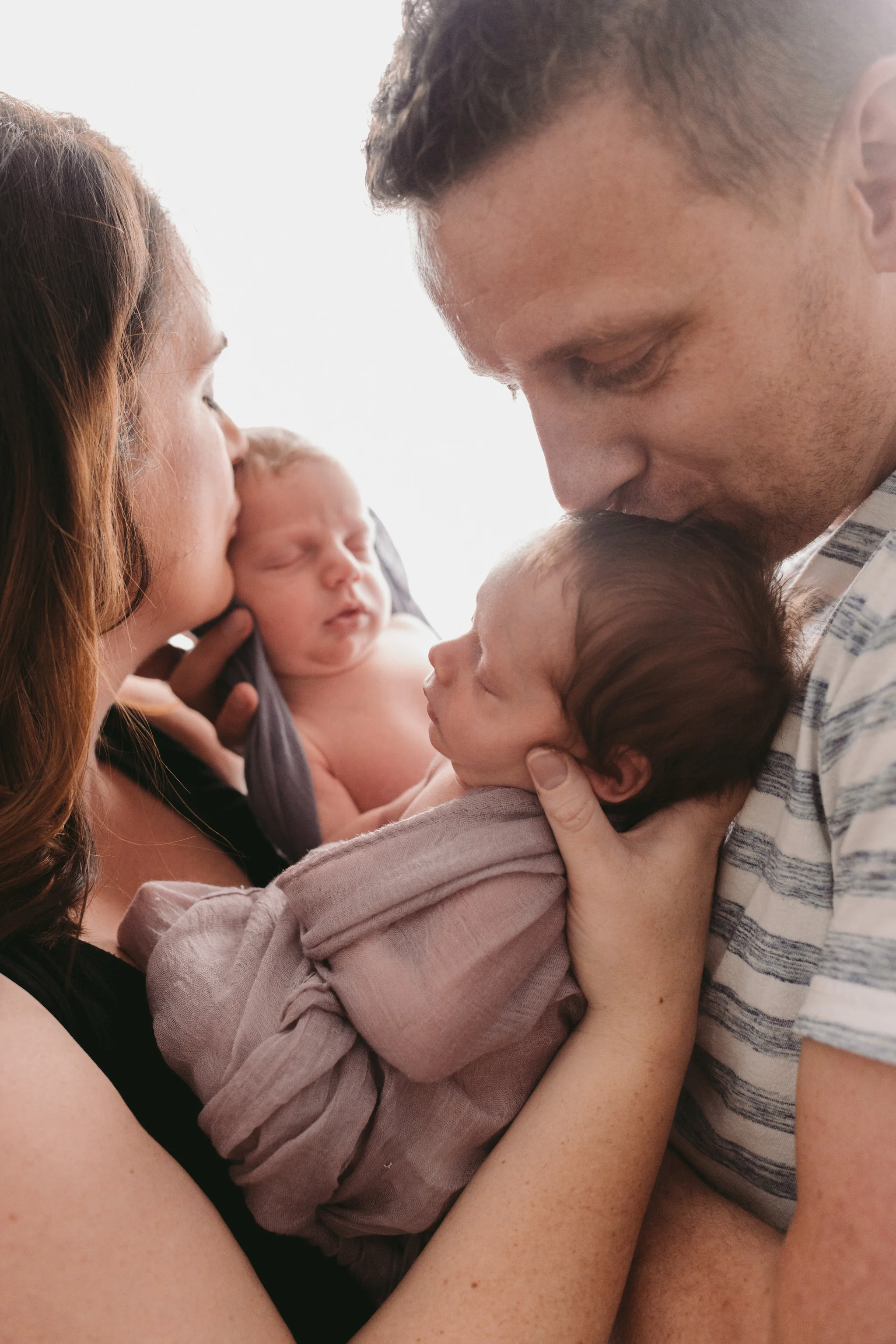East Melbourne simple natural light newborn Photographer-20.jpg