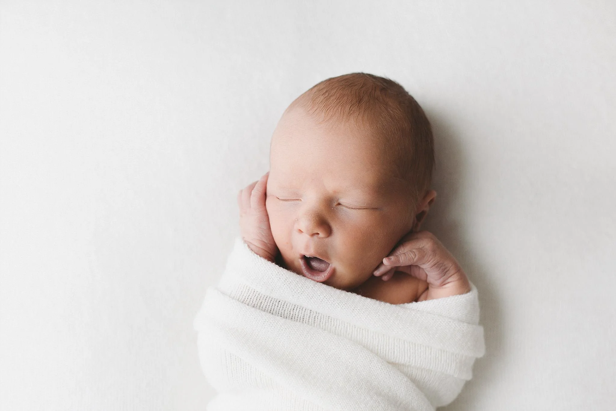 Woodend Melbourne natural Newborn casual in home lifestyle Photographer_0160.jpg