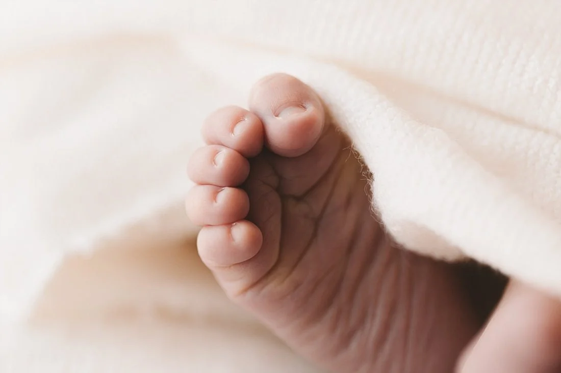 Point Cook Simple Natural Newborn Photographer-7.jpg
