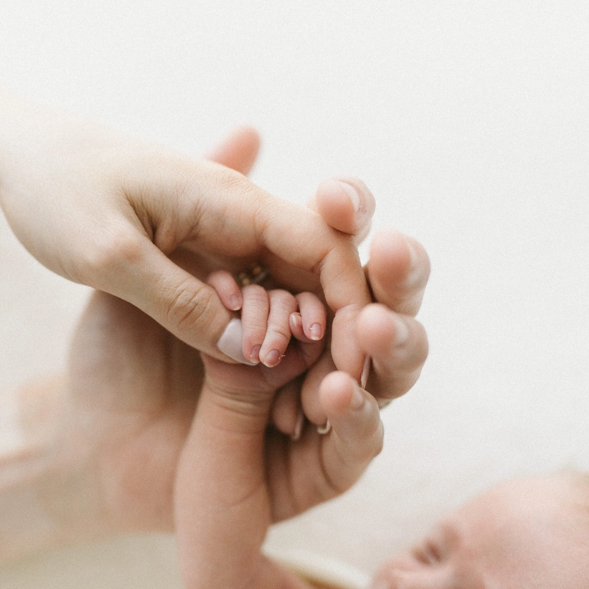 NEWBORN - James (Maddy, Nick) 121225.jpg